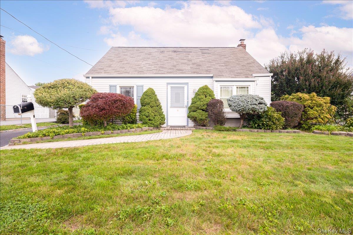 8 Park Circle N — photo