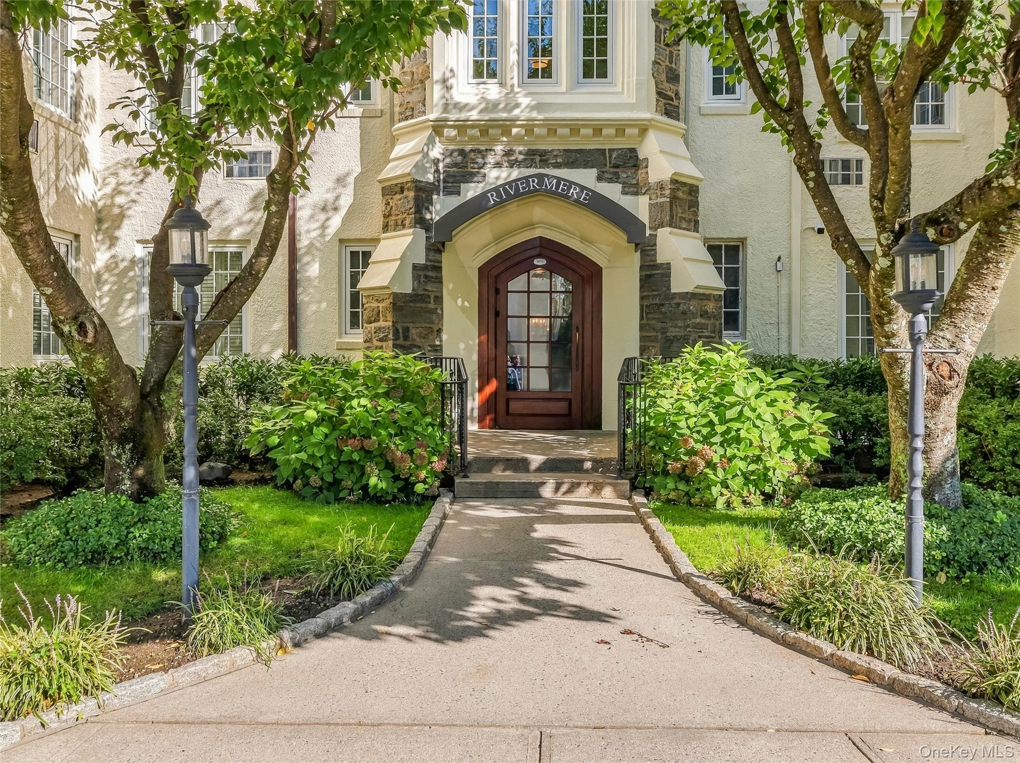 1 Rivermere Unit 4F — photo
