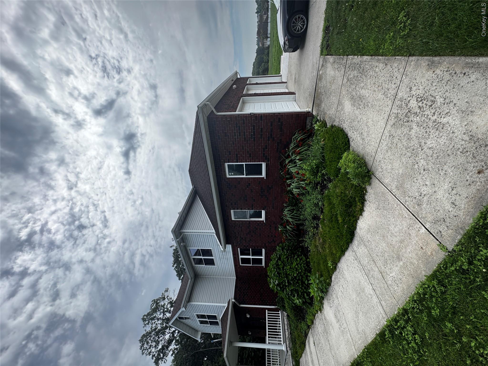 6 Mastro Road — photo