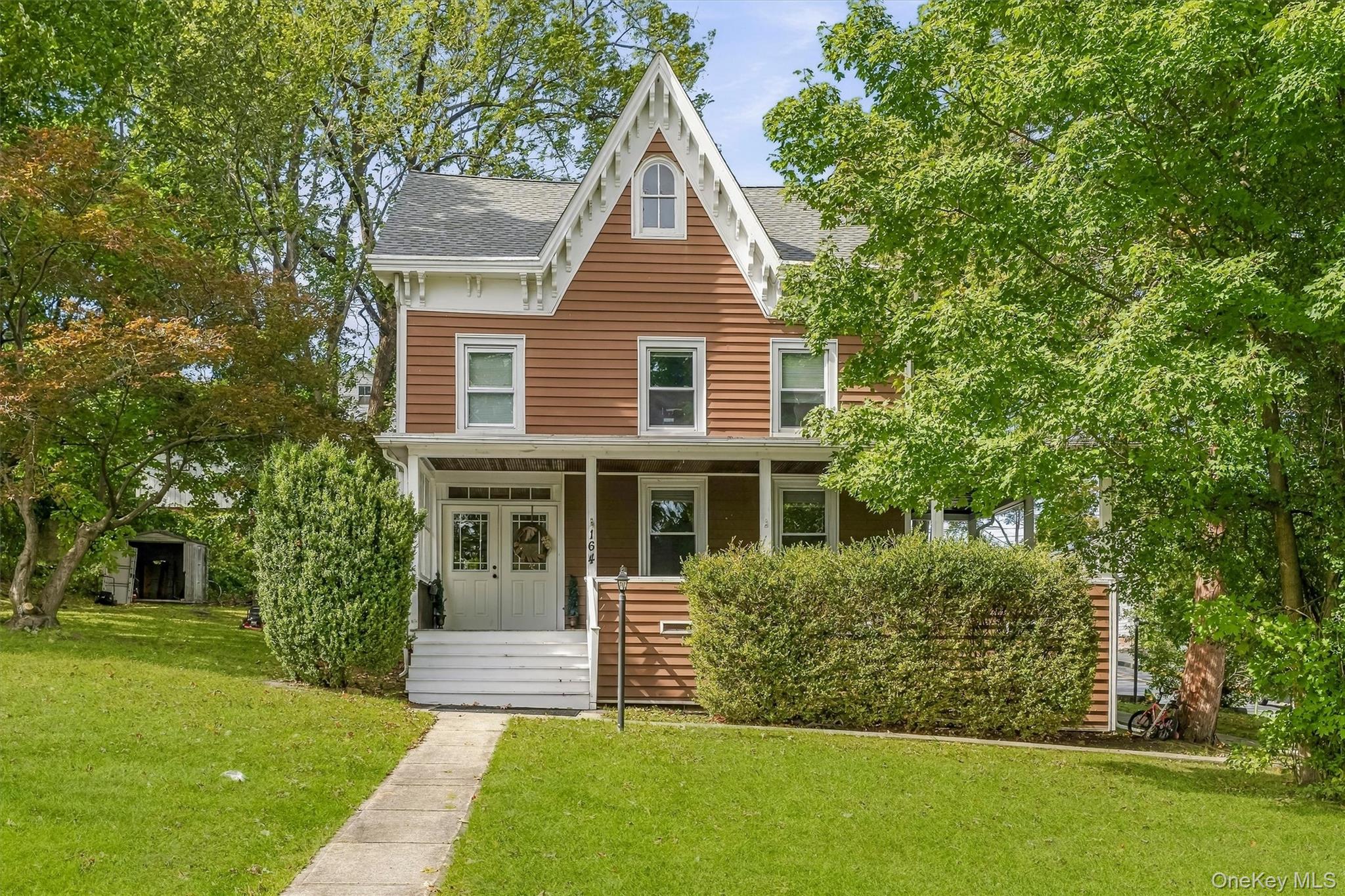 164 Greenwich Avenue — photo