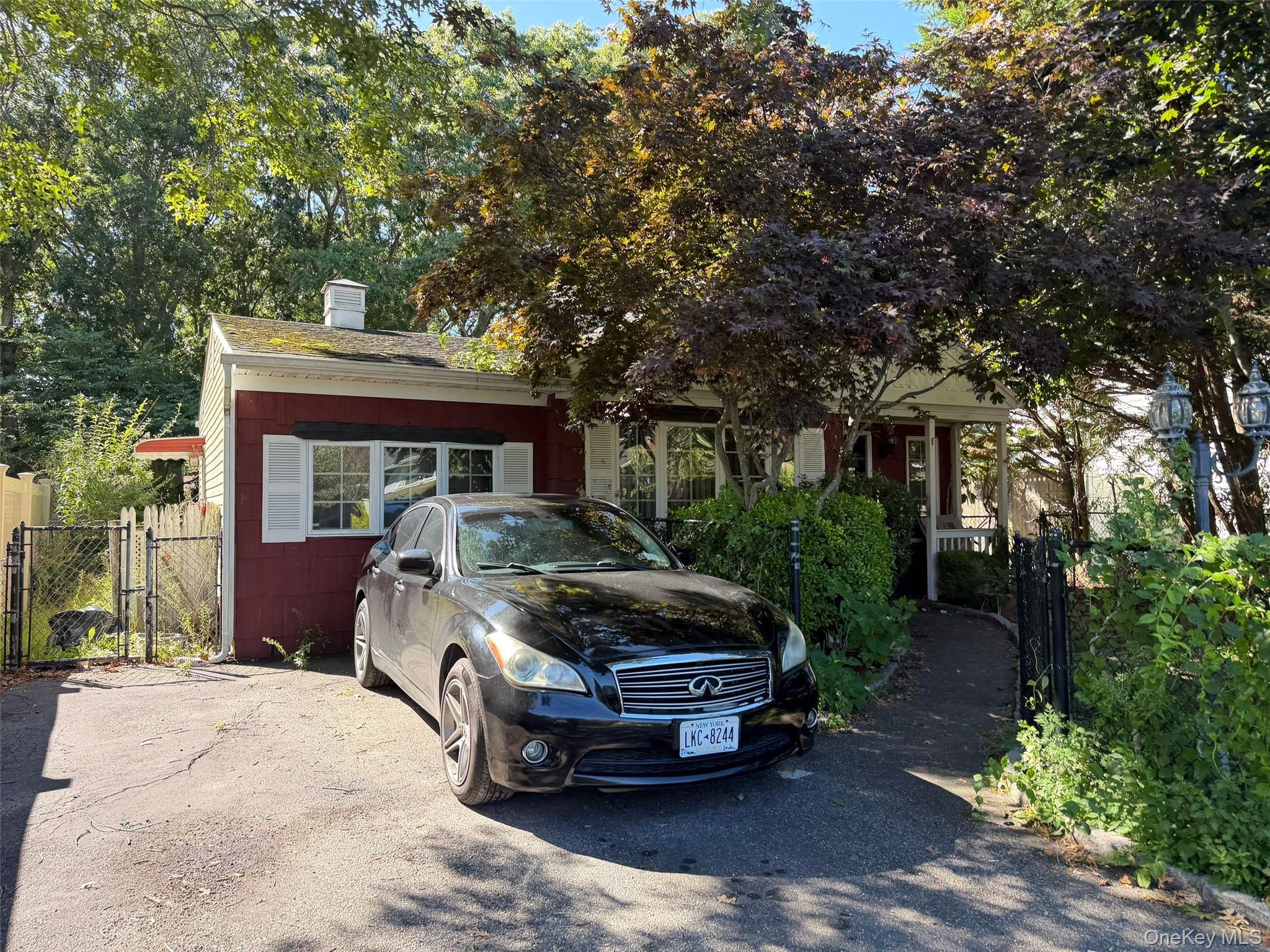 30 Oakwood Drive — photo