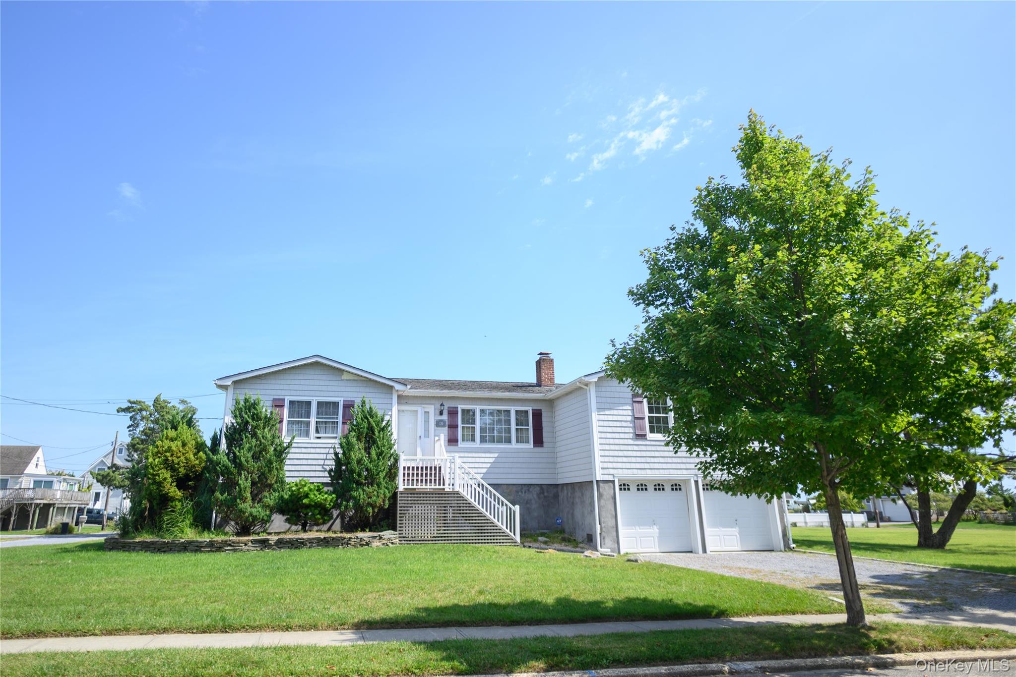 135 E Ocean Avenue — photo