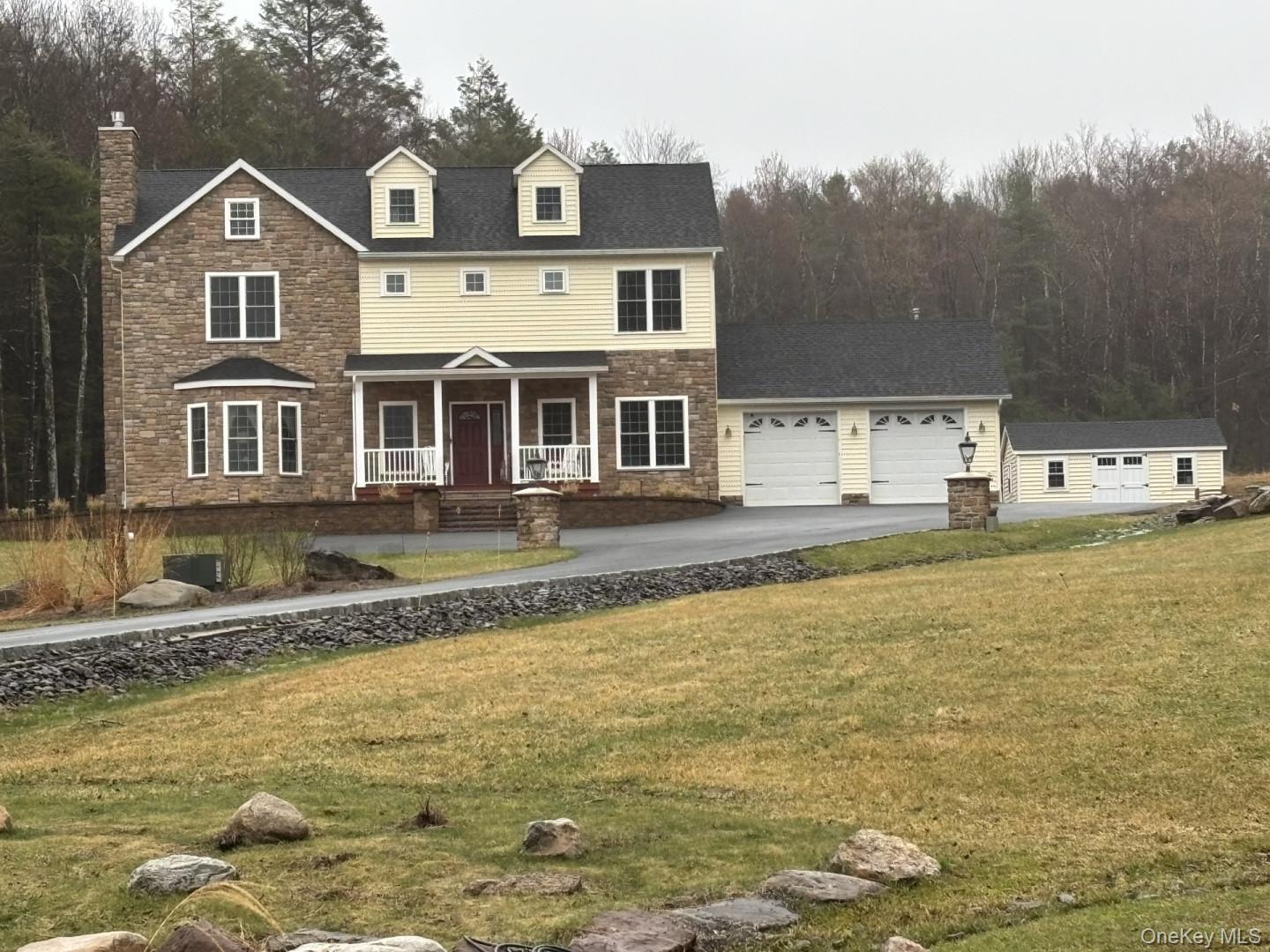 657 Sackett Lake Road — photo