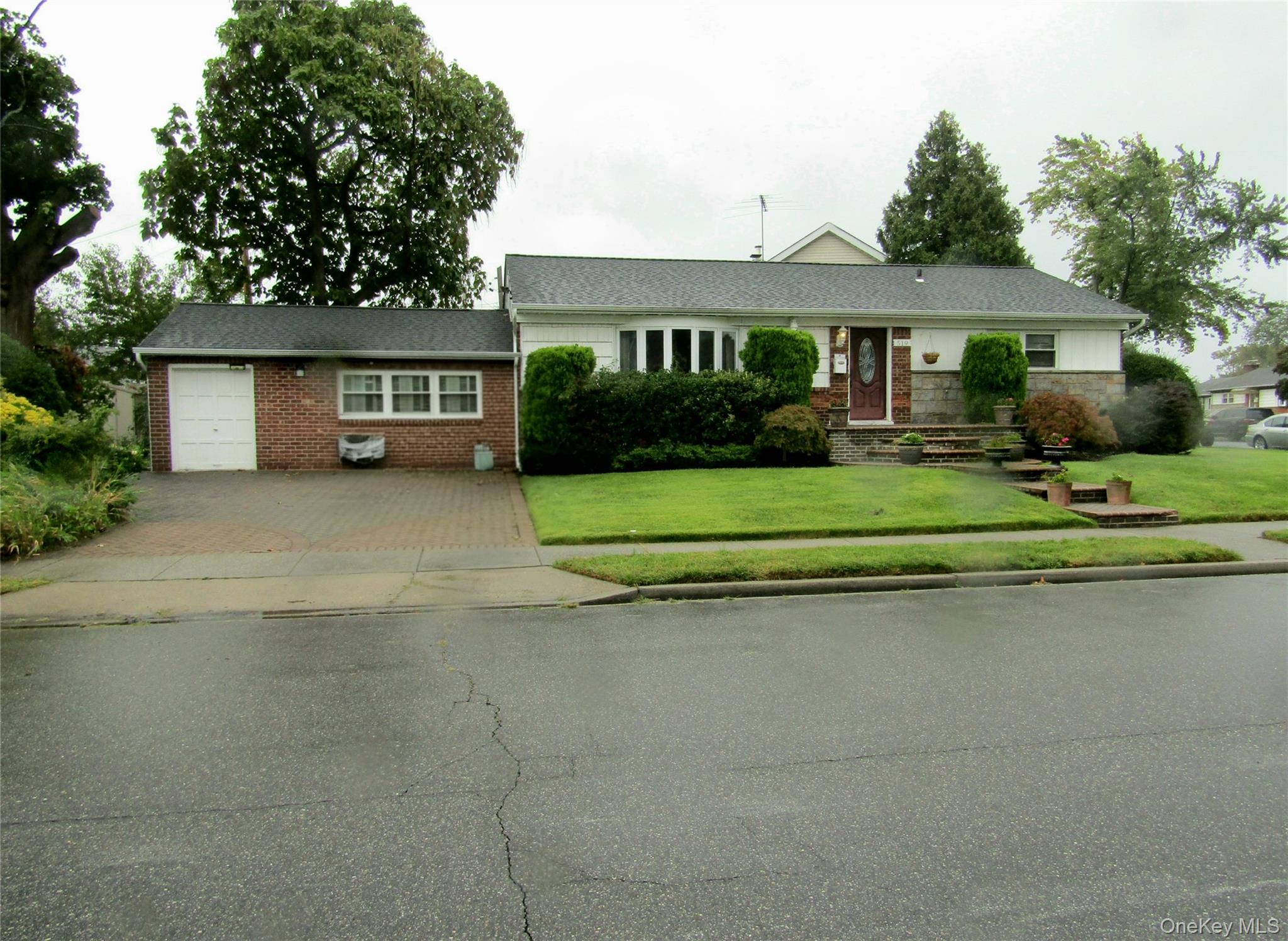 519 Bieling Road — photo