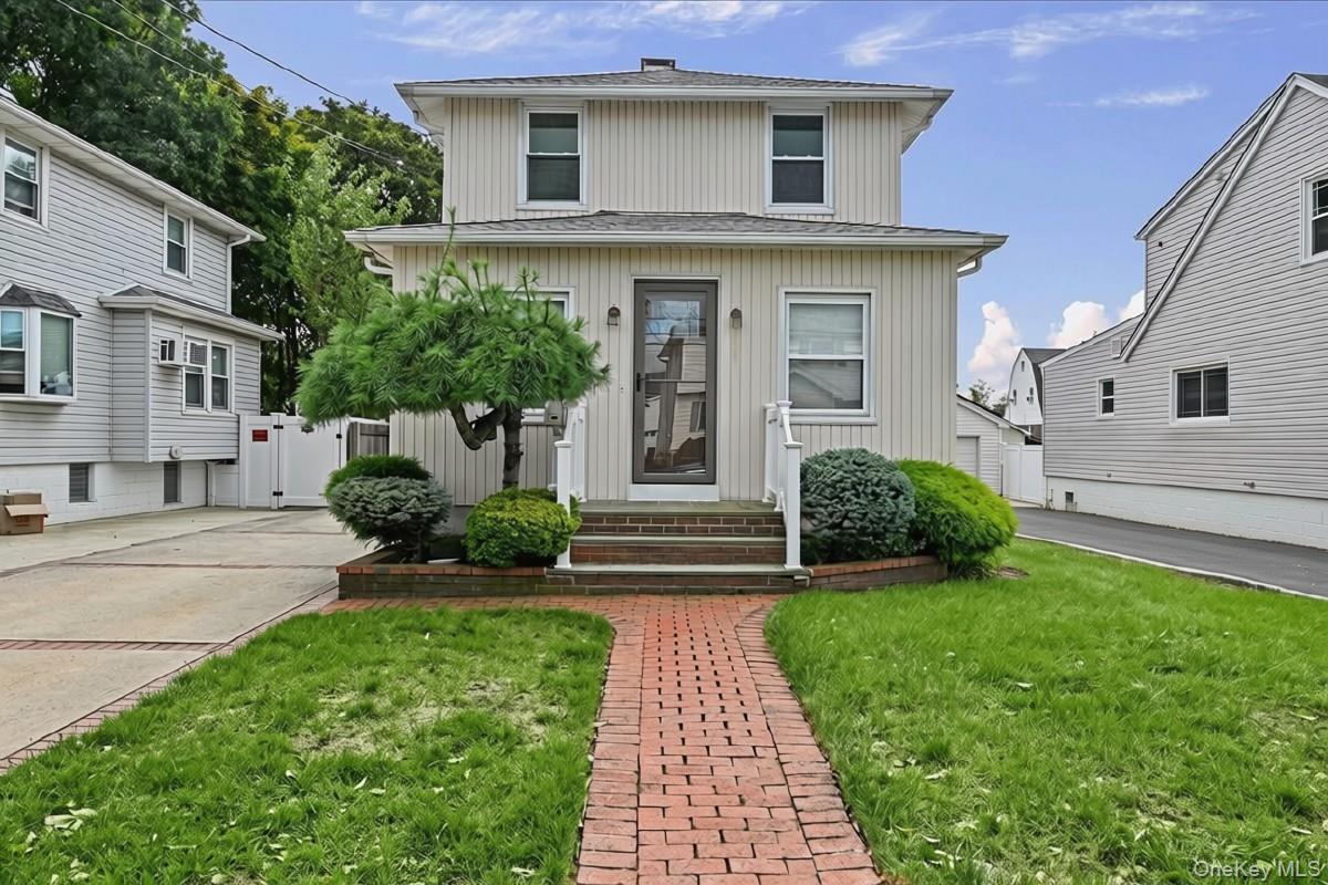309 Frederick Avenue — photo