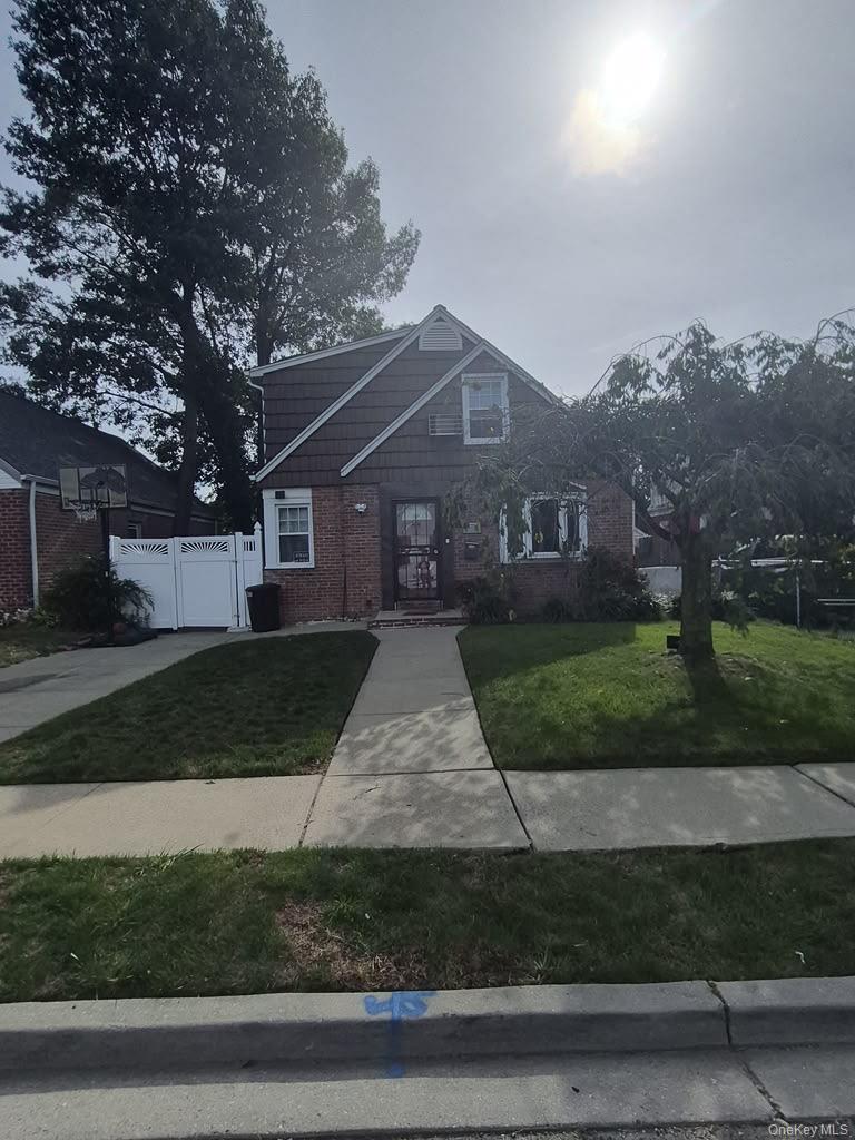 204 Wellington Road — photo