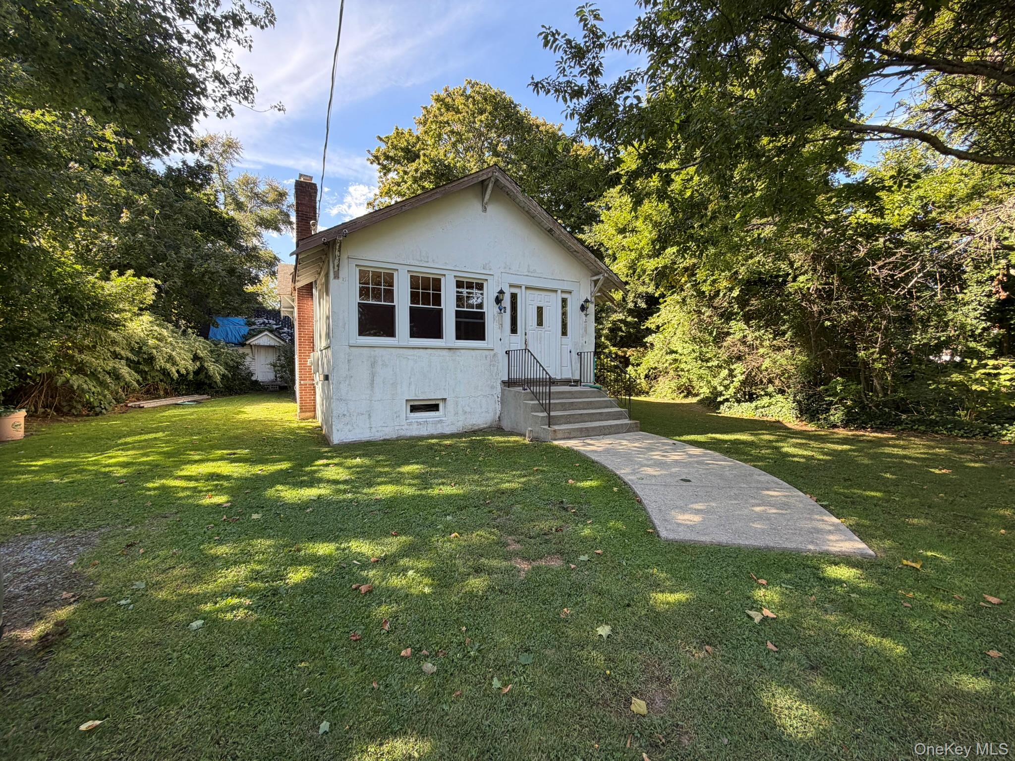 6 Bridle Way — photo