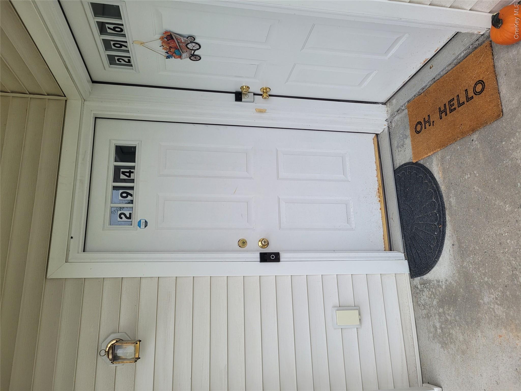 294 Ruth Court — photo