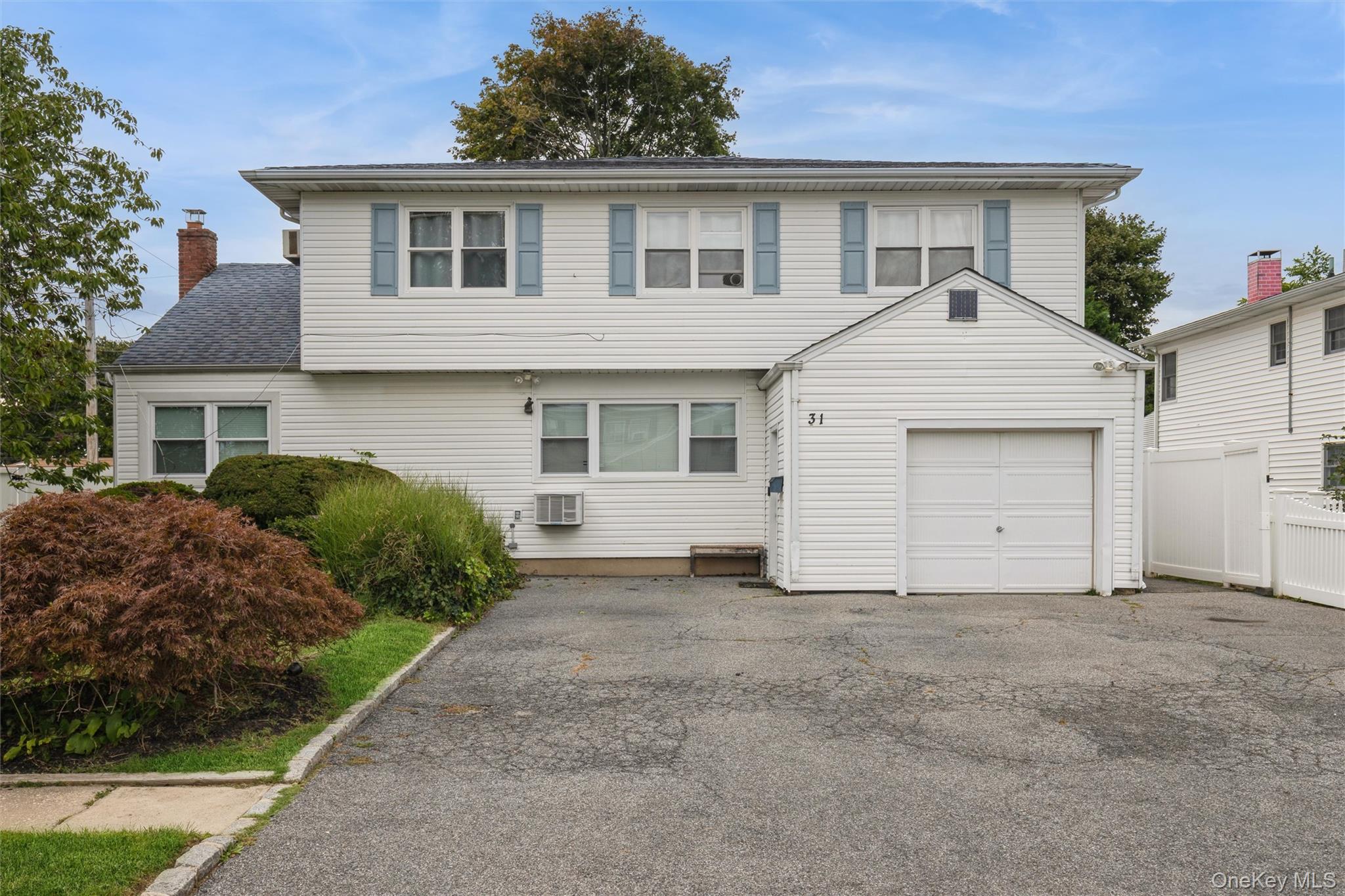 31 E June Street — photo