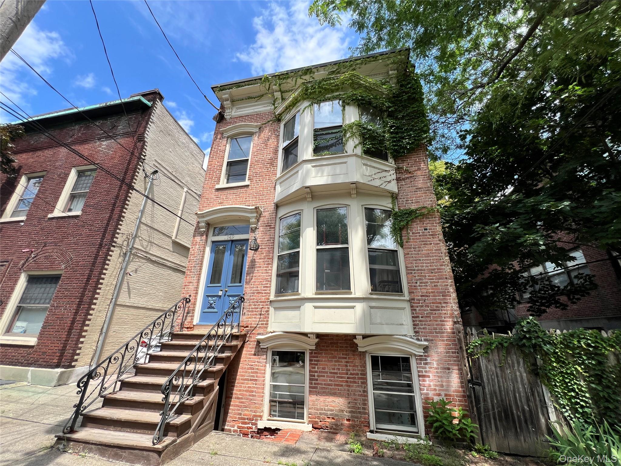 149 Chestnut Street Unit a — photo