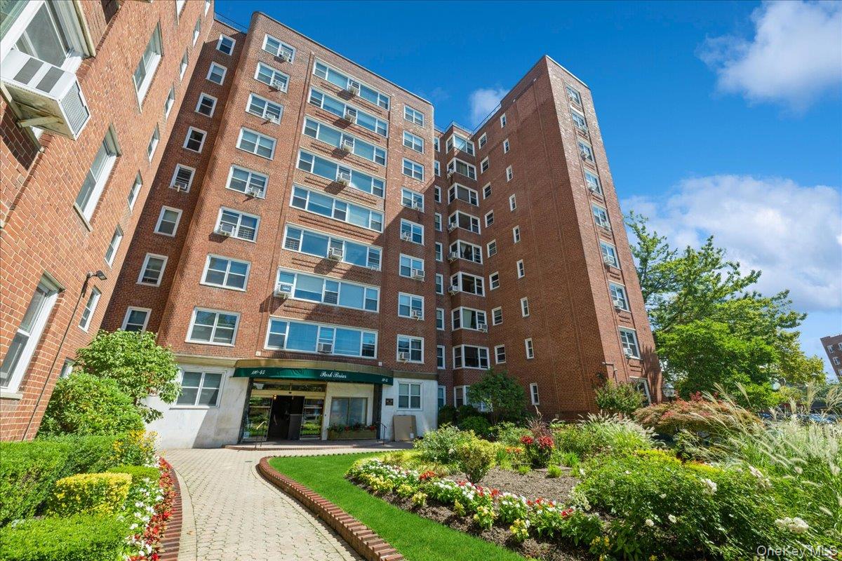 110-45 Queens Boulevard 312 — photo