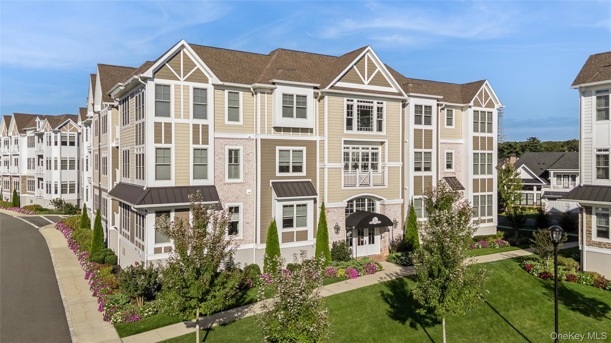 20305 Aspenwood Drive Unit 20305 — photo