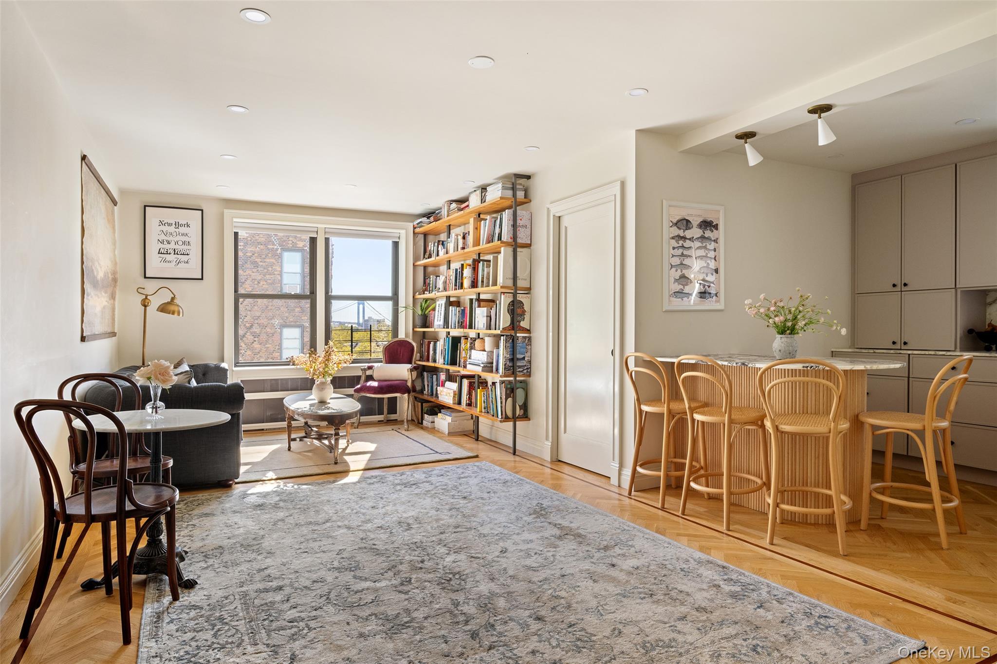 7423 Ridge Boulevard Unit 4E — photo