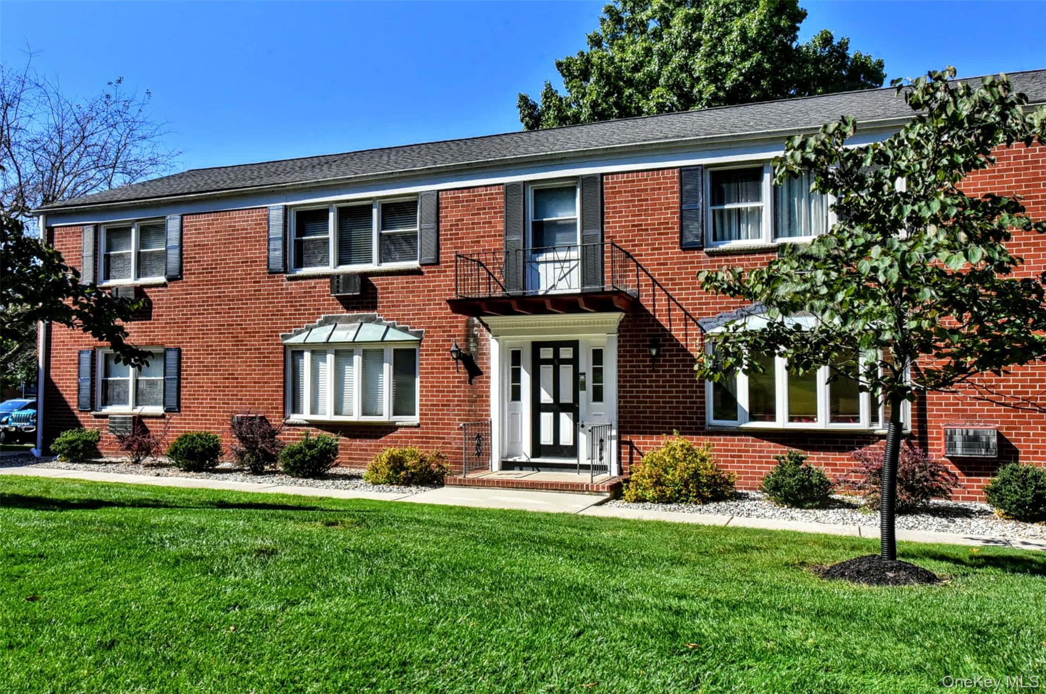 5 Danbury Court Unit 1703 — photo