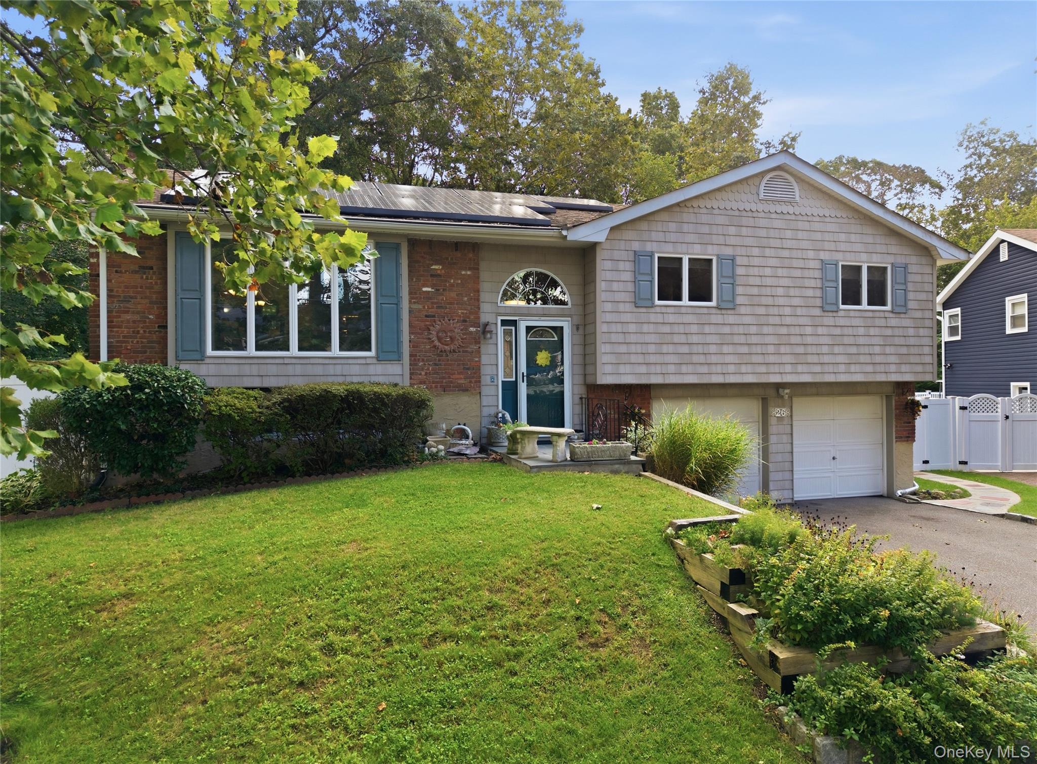 26 Pickwick Hill Drive — photo