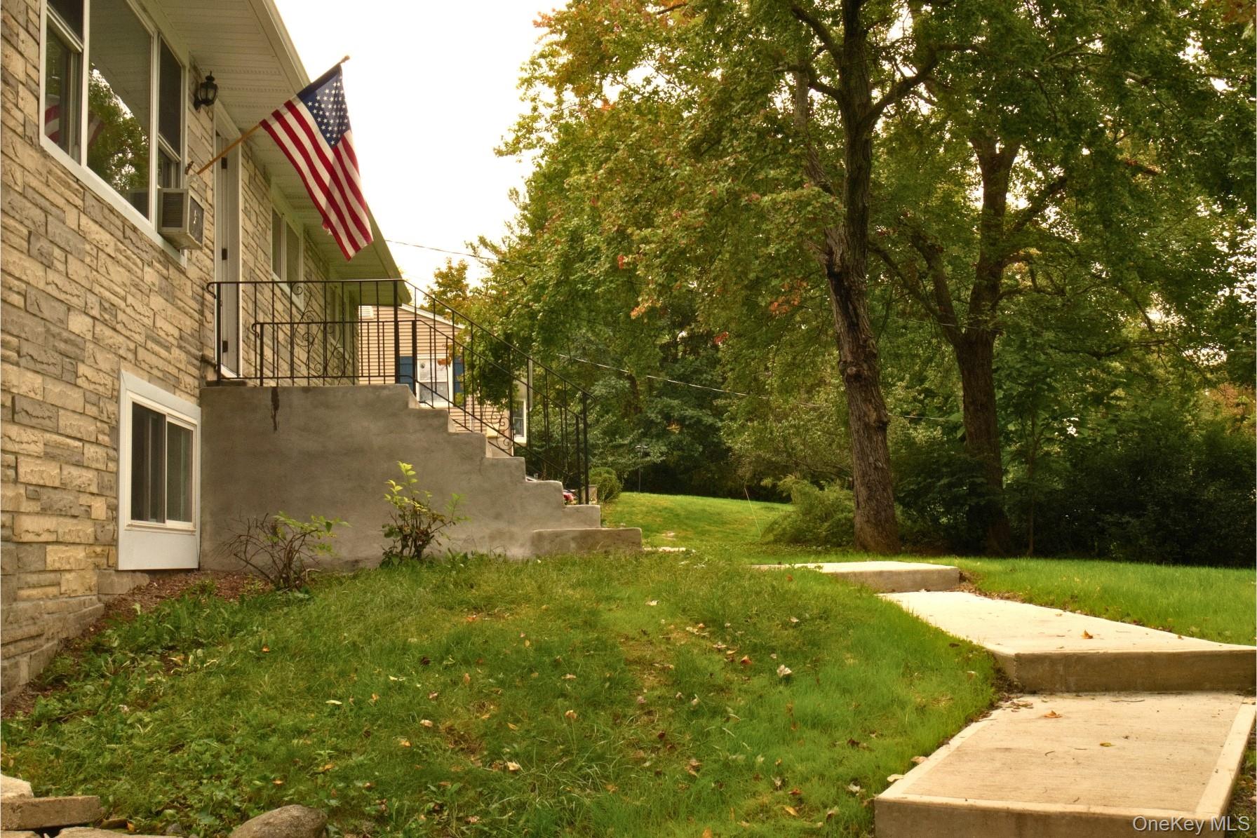 11 Everett Road, Carmel, NY 10512 — photo 3