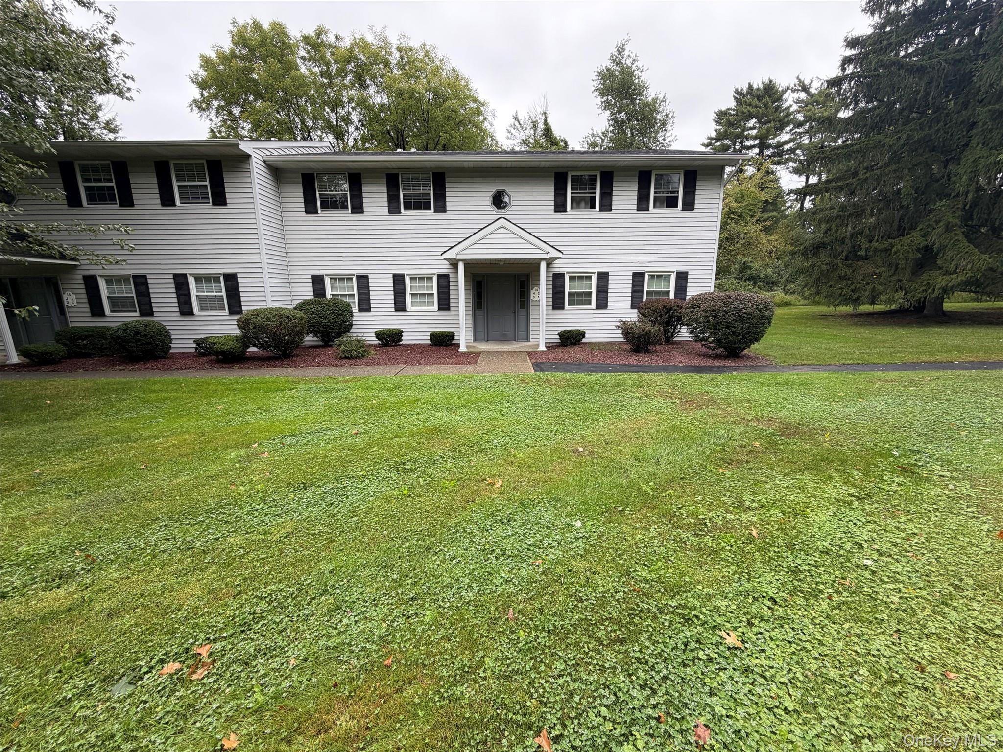 14 Fern Court H — photo