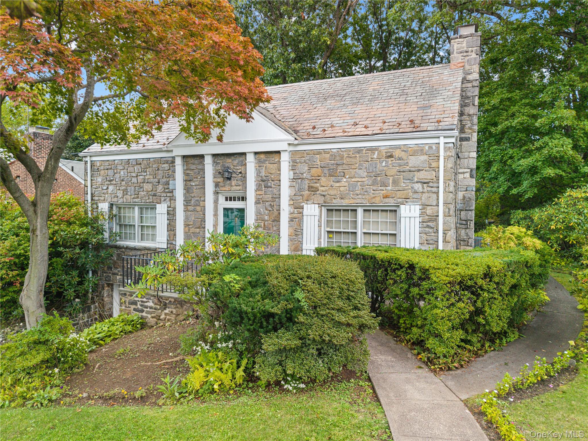 24 (Aka 28) Ritchie Drive — photo