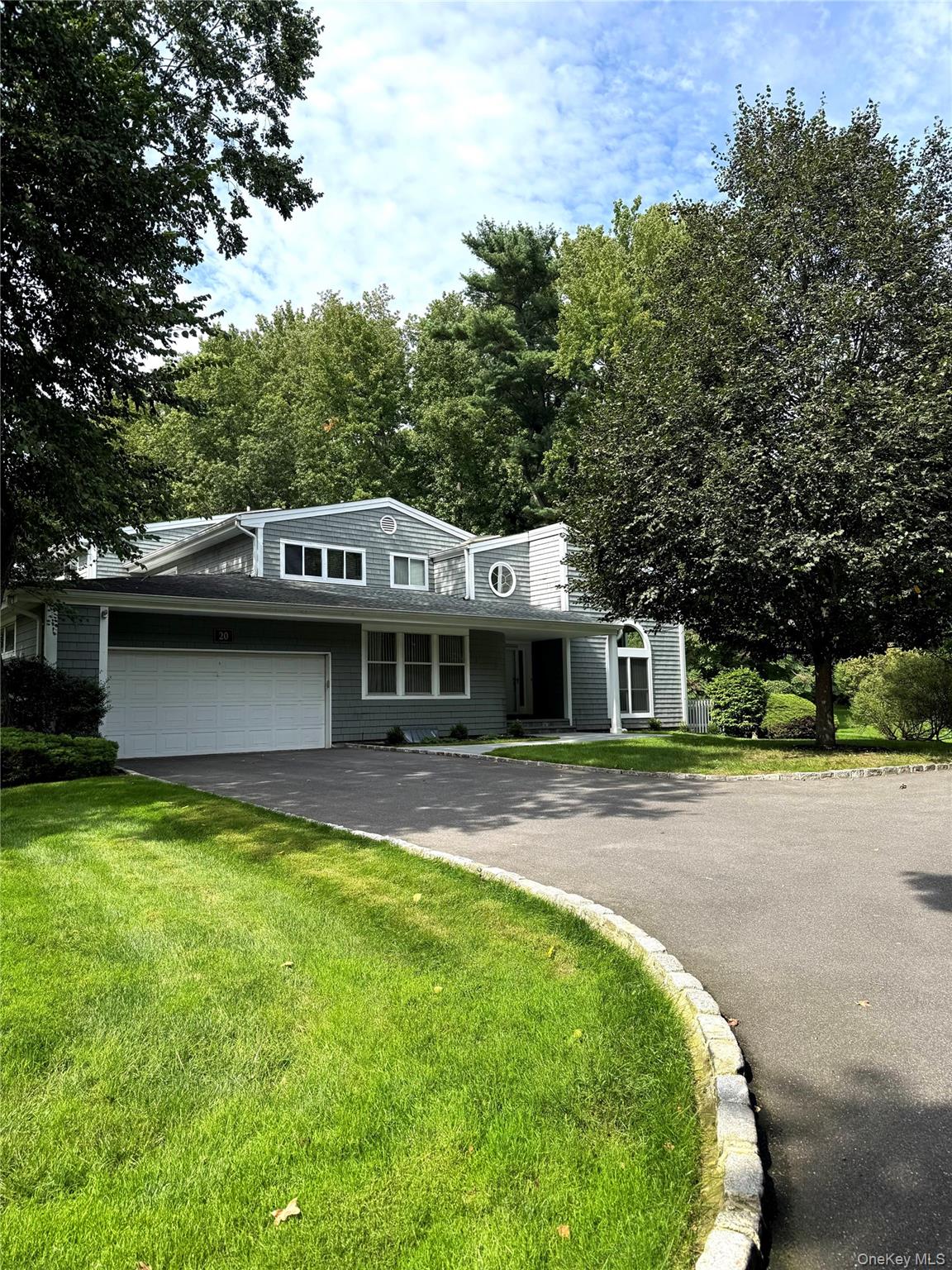 20 Tiffany Circle Unit 20 — photo