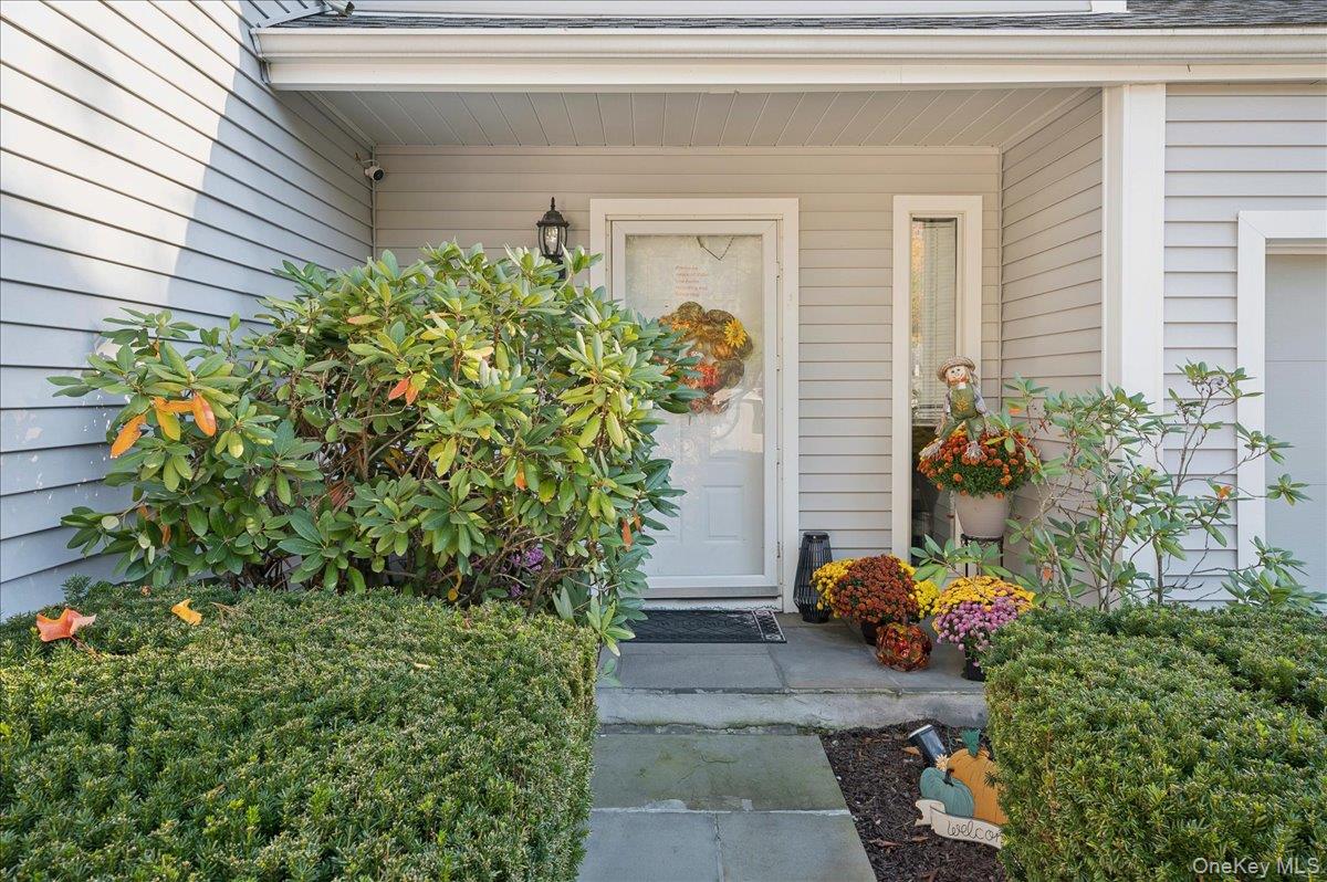 82 Cornwall Circle — photo