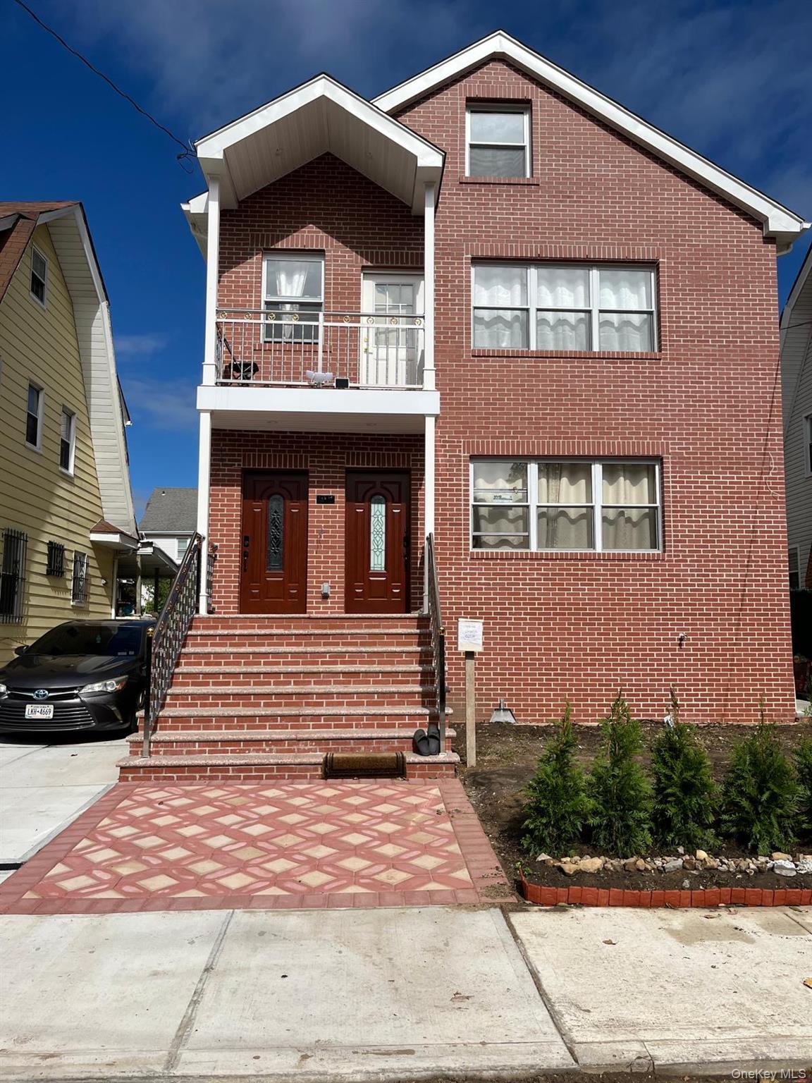 165-19 Chapin Court — photo