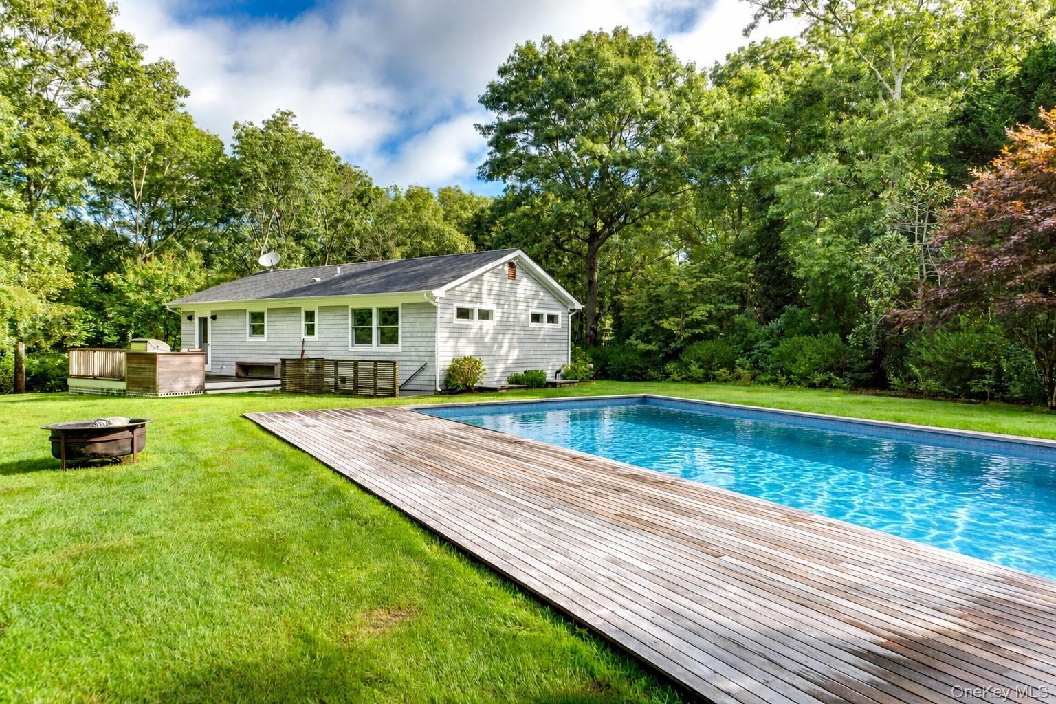 66 Crystal Drive — photo