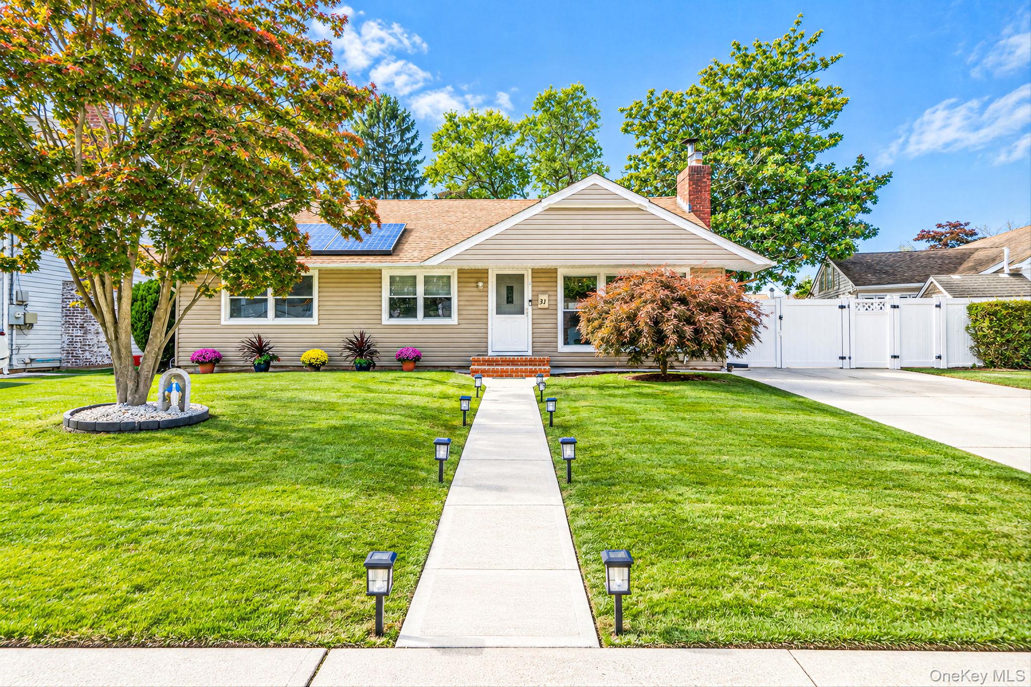 31 Lynwood Drive — photo