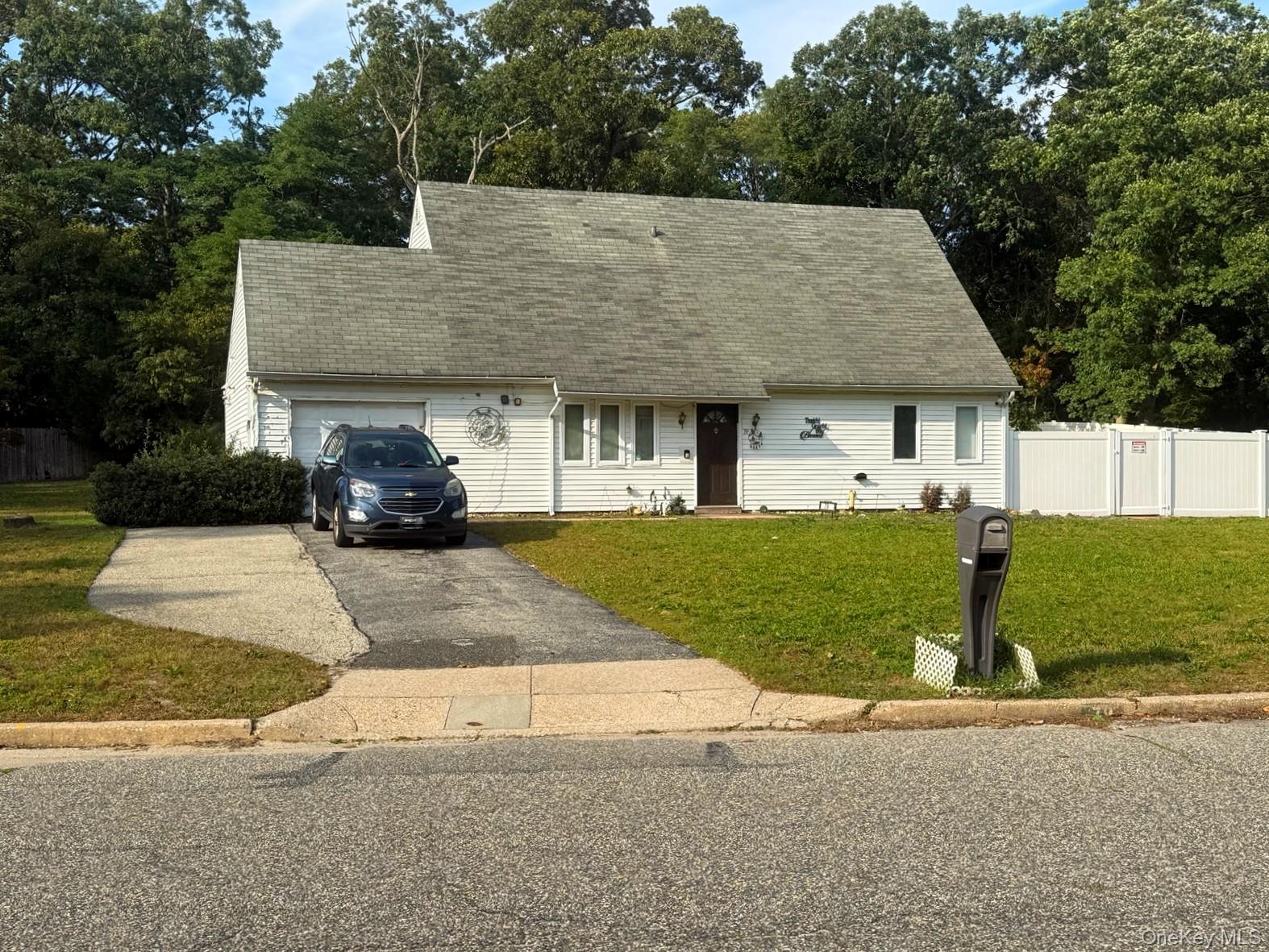 79 Hawkins Path — photo