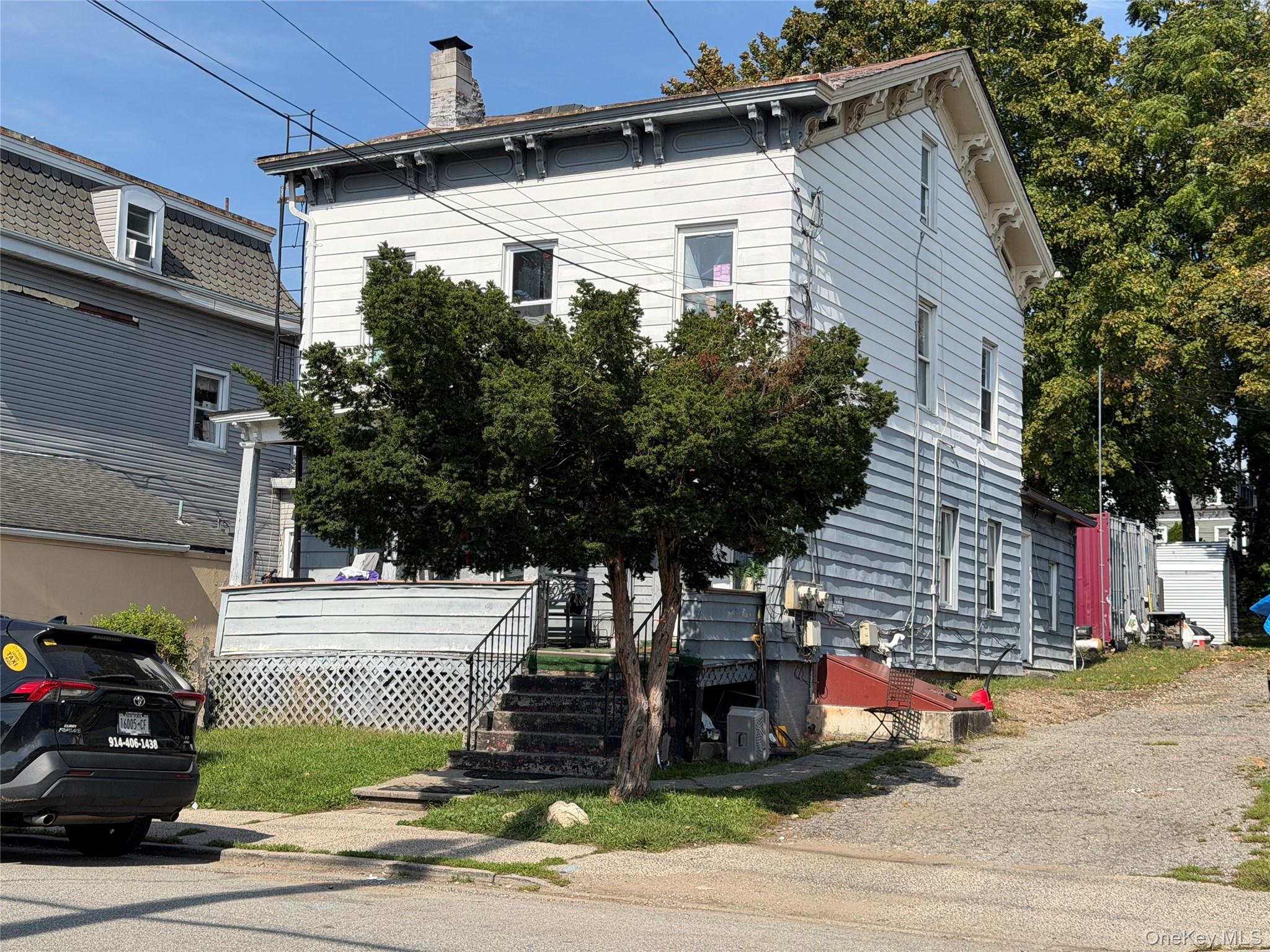 1036 Howard Street — photo