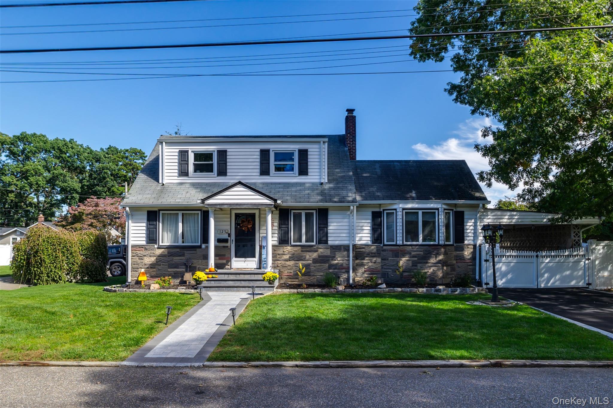 125 Carroll Avenue — photo
