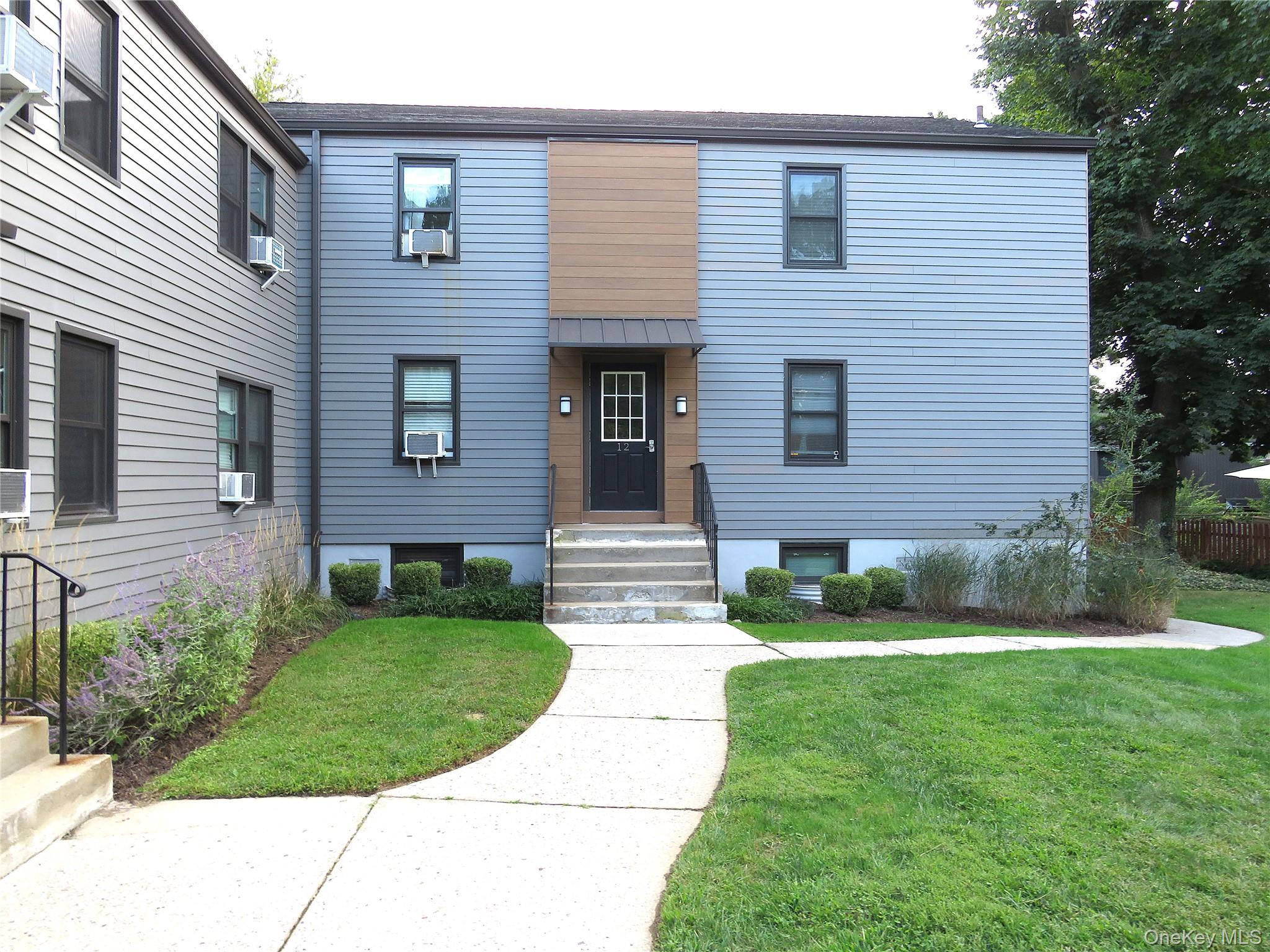 12 Hendrick Lane Unit 41E — photo