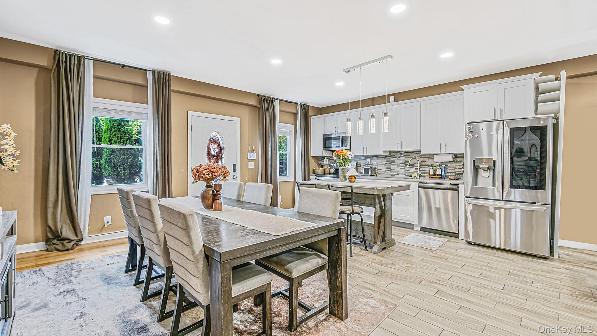 73 Lynbrook Drive — photo