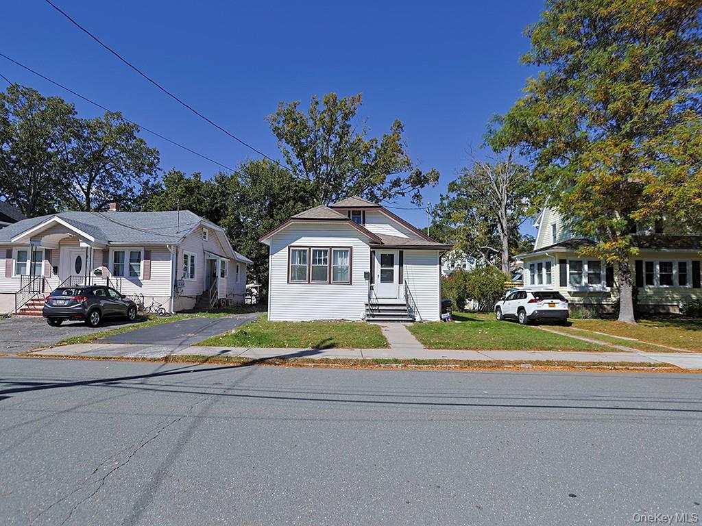 14 Columbia Avenue — photo