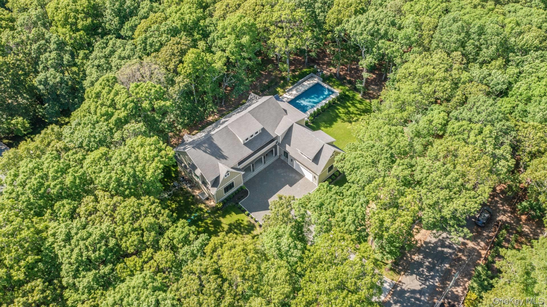 1355 Little Peconic Bay Road — photo