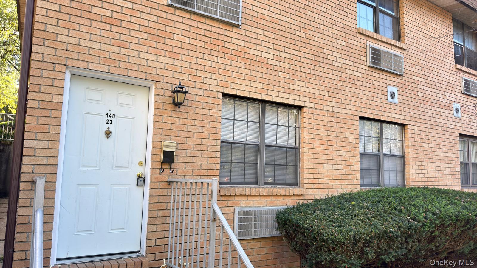 440 Carpenter Avenue Unit 23 — photo