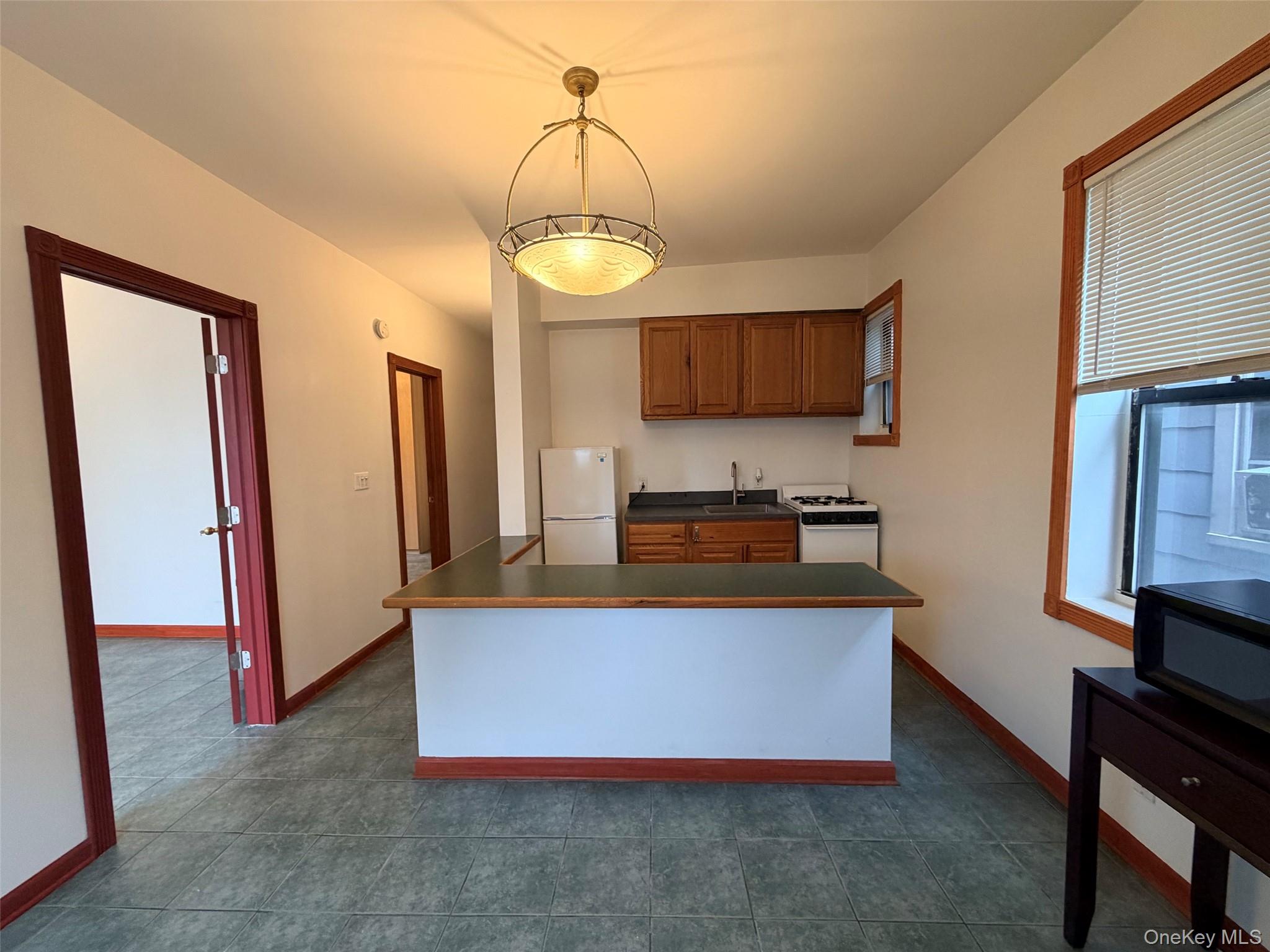90 Main Street #2B — photo