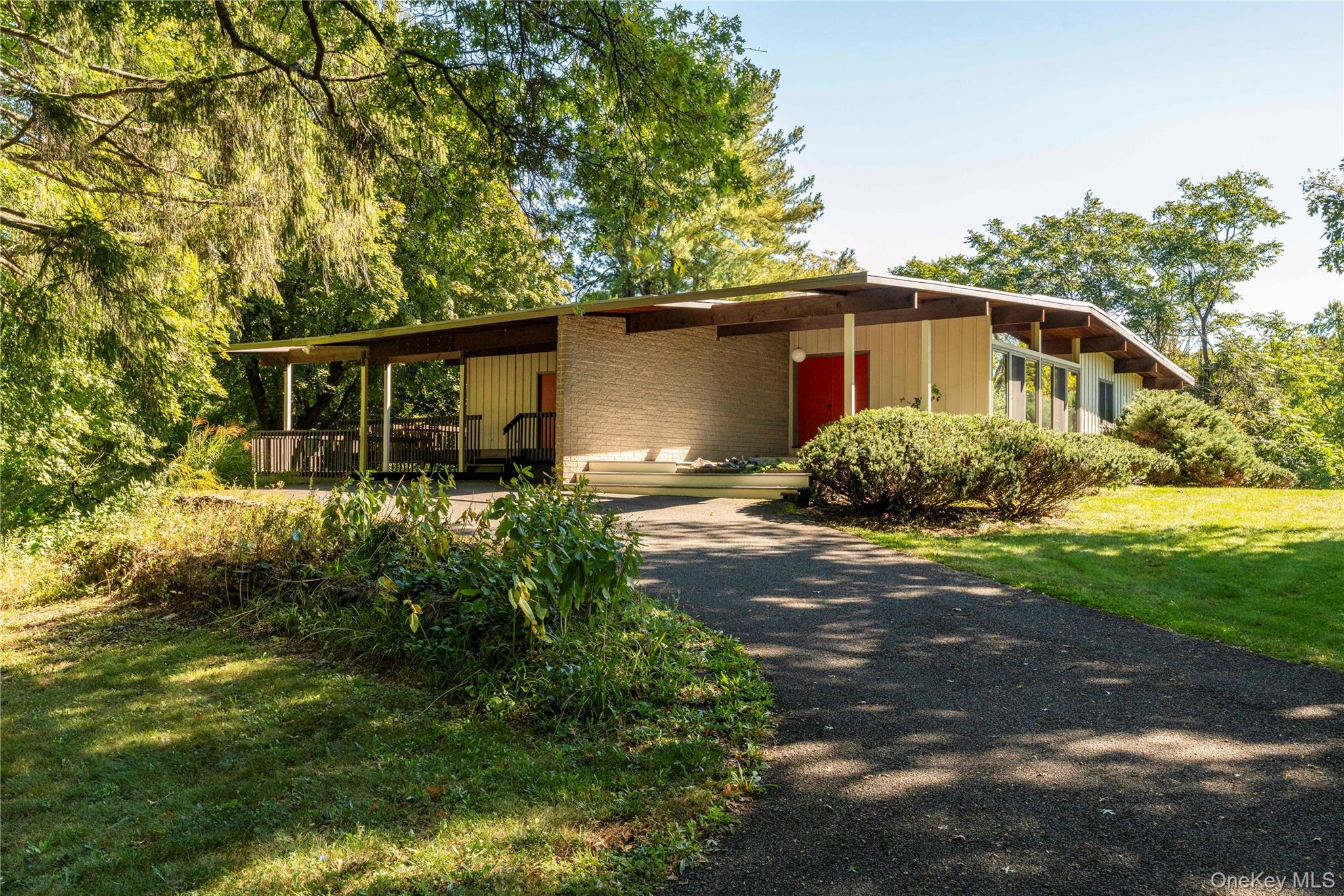 1156 Ulster Landing Road — photo