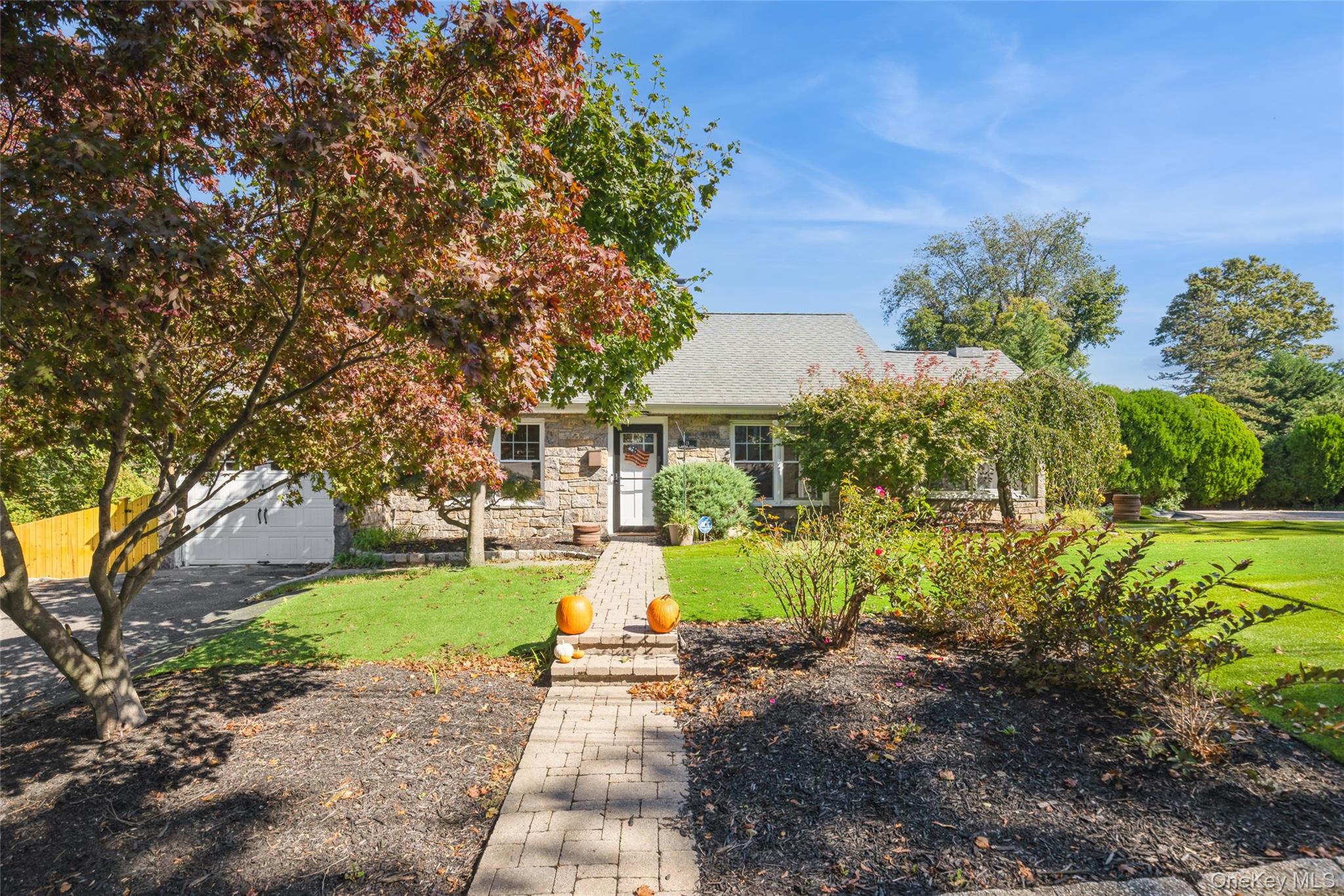 18 Juniper Place — photo