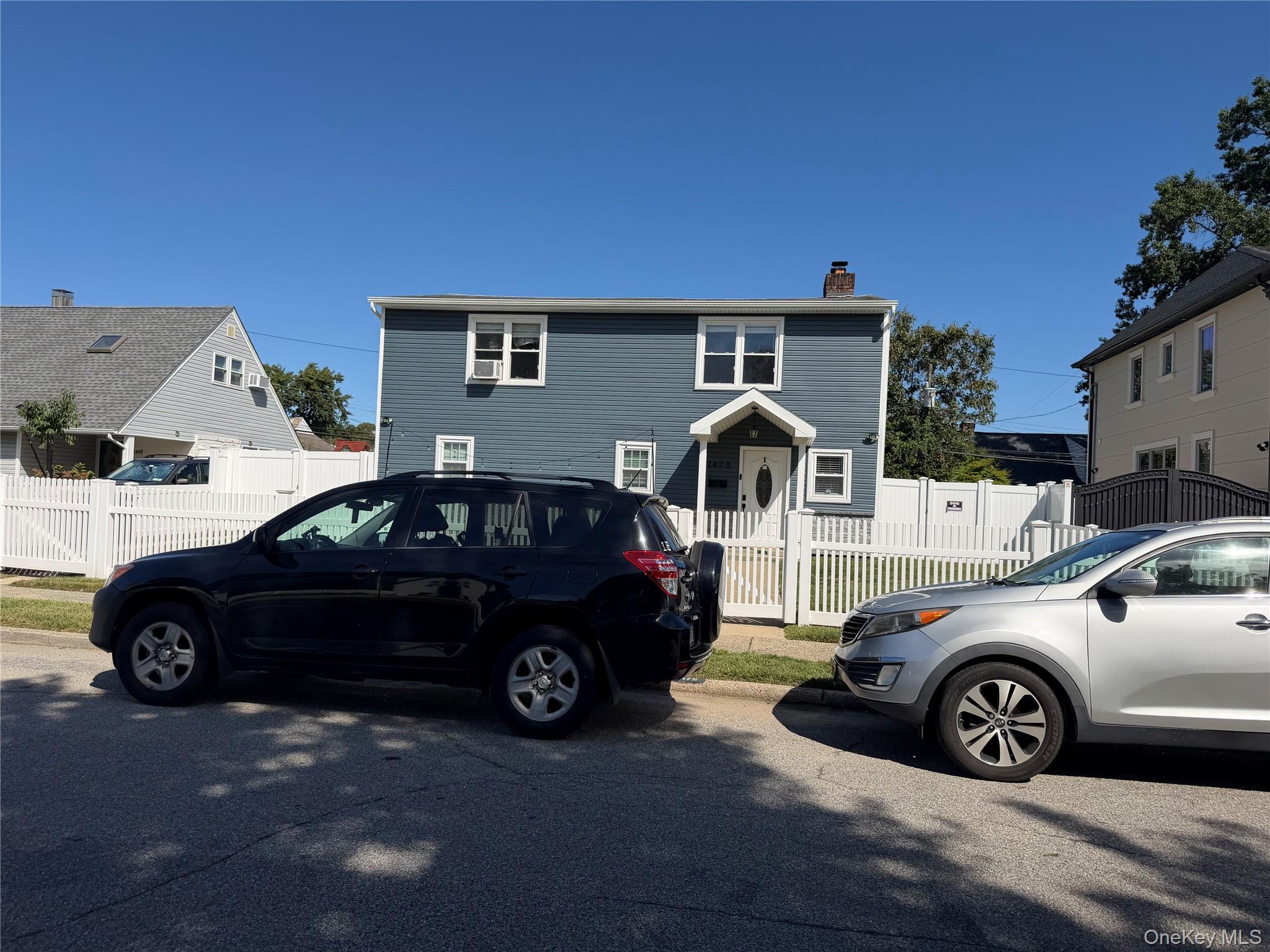 2475 Putnam Drive — photo