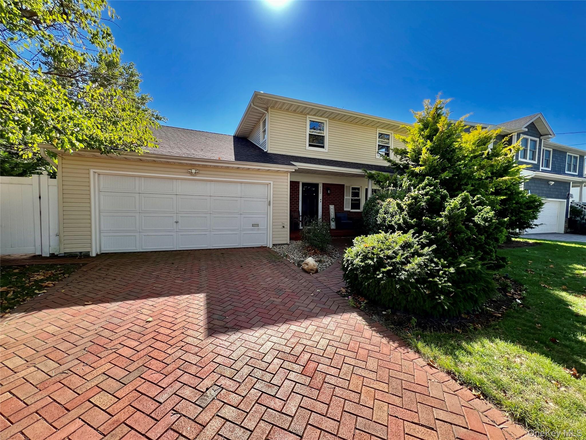 112 Ivy Lane — photo