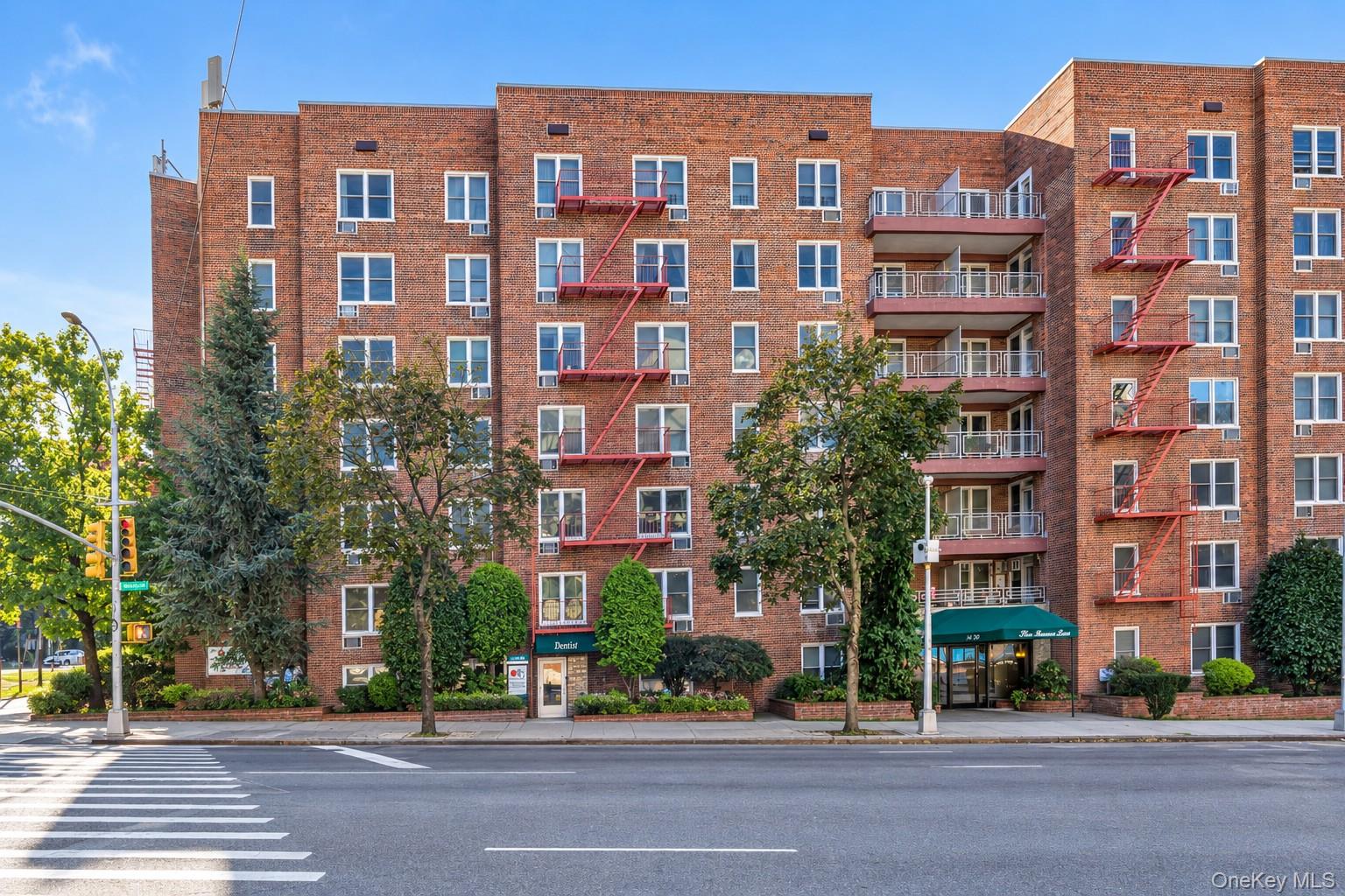 241-20 Northern Boulevard Unit 4a — photo