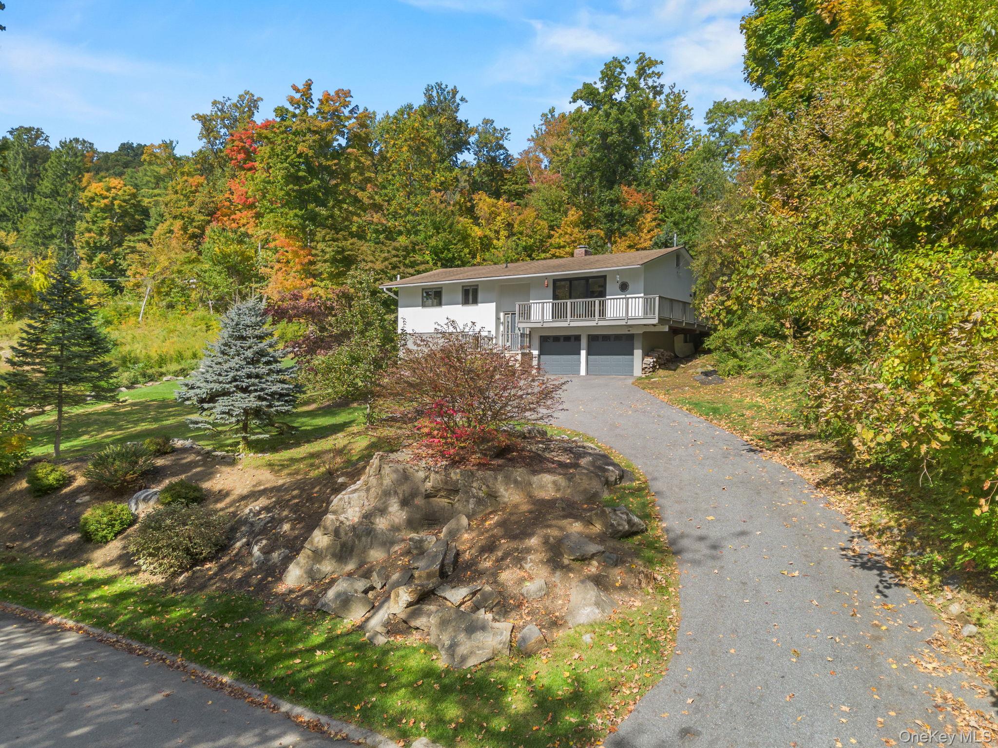8 Dover Lane — photo