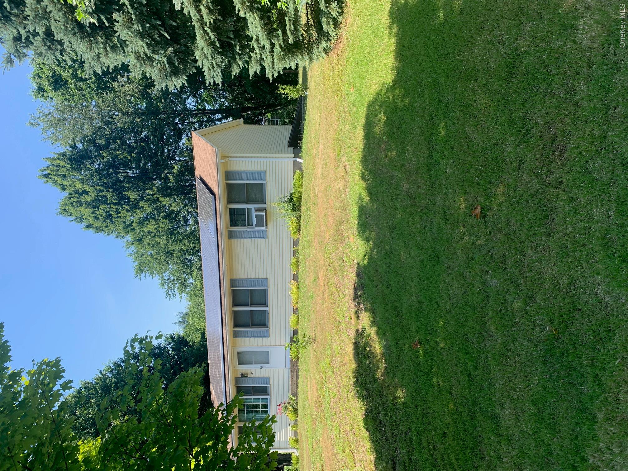 79 Cambridge Drive — photo