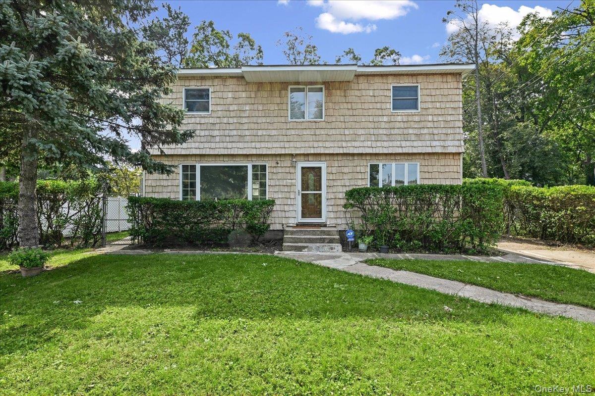 132 Commonwealth Drive — photo