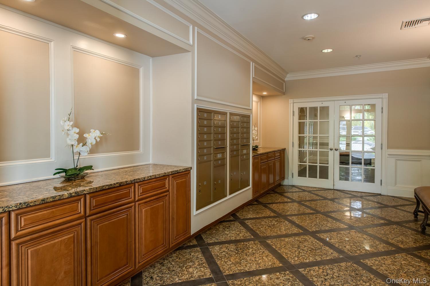 231 Regency Drive, Fishkill, NY 12524 — photo 2