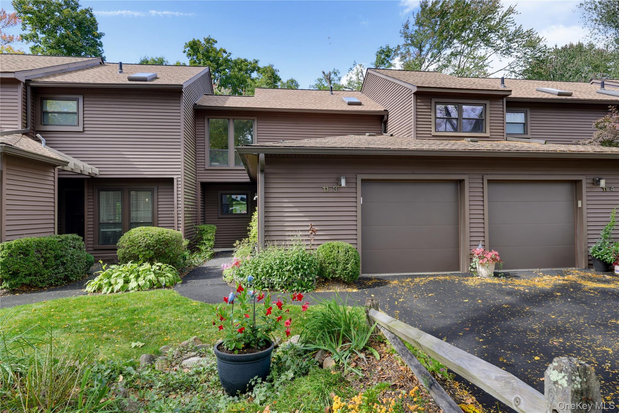 113 Woods Brooke Circle — photo