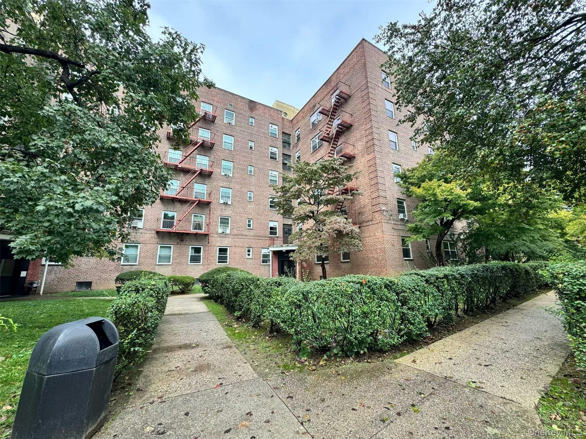 147-37 38 Avenue Unit 16C — photo
