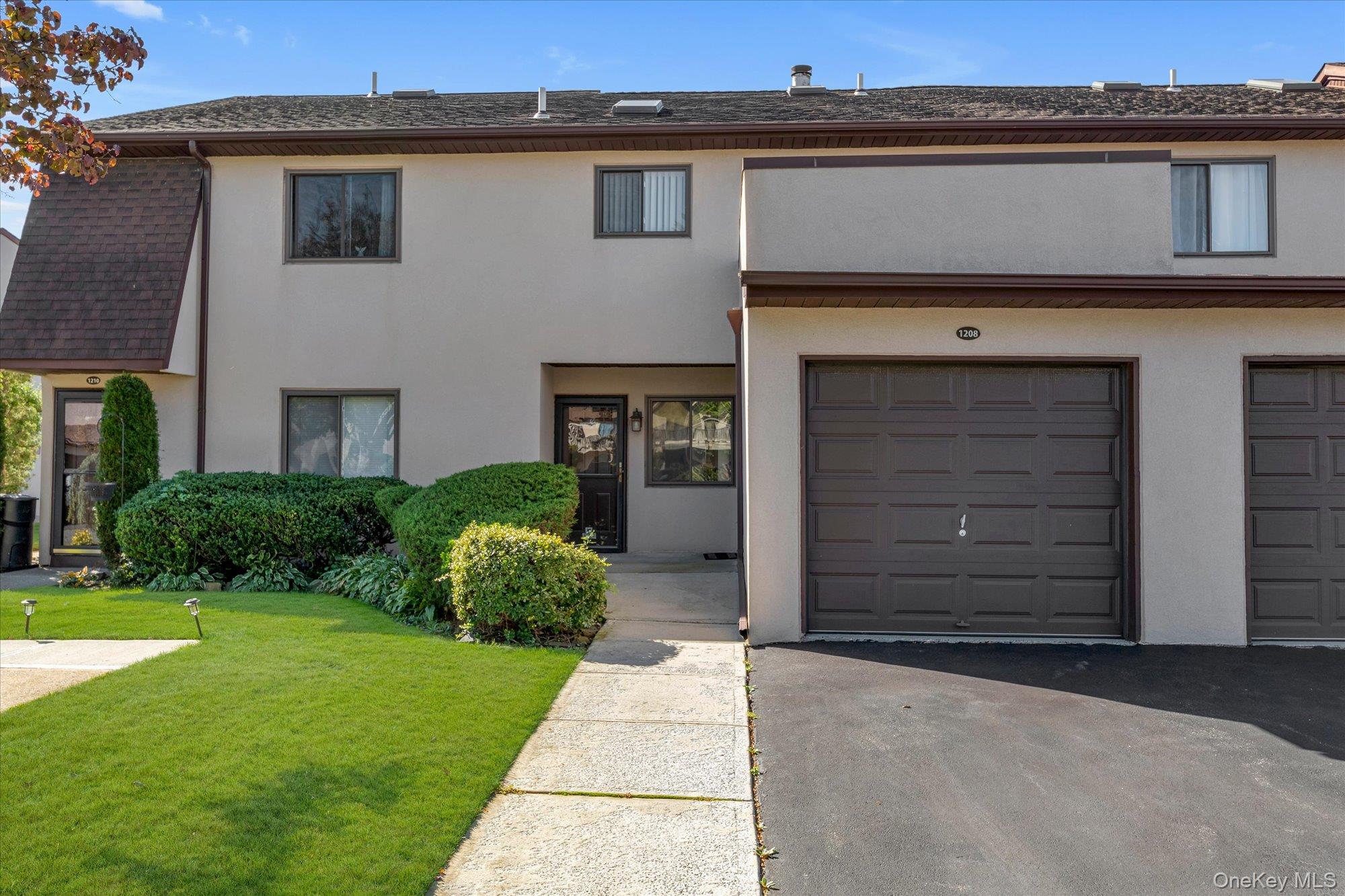 1 Anchorage Unit 1208 — photo