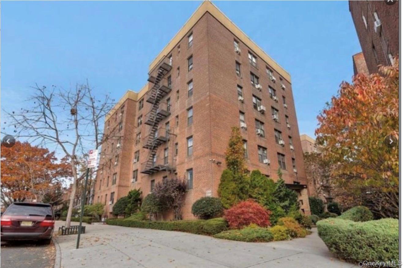 7261 Shore Road Unit 1R — photo