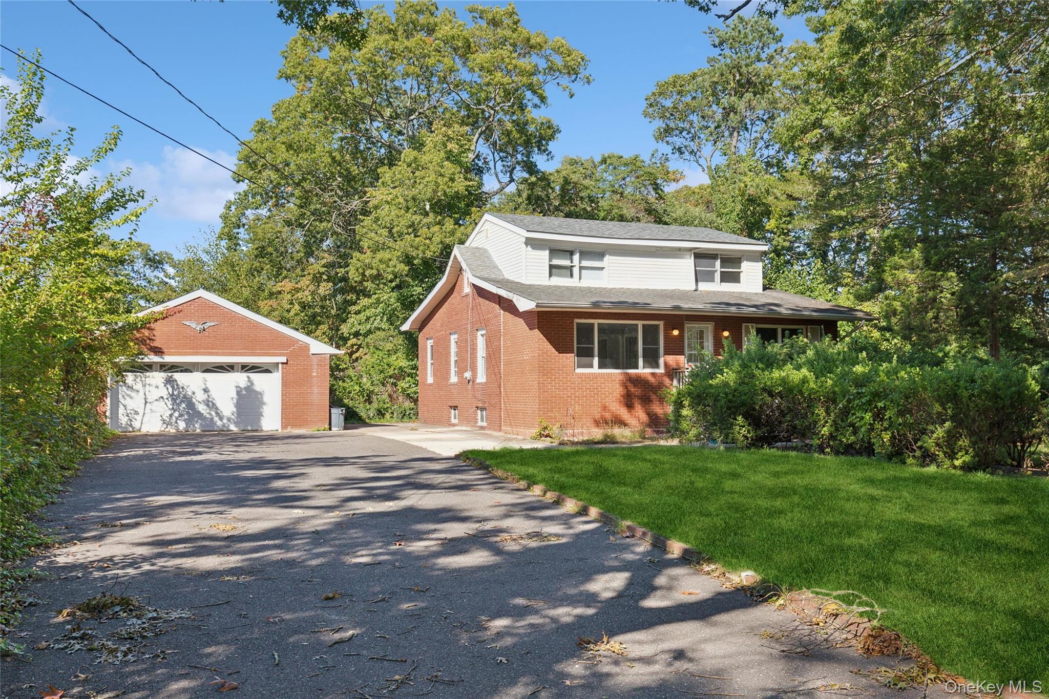 9 Plandome Place — photo